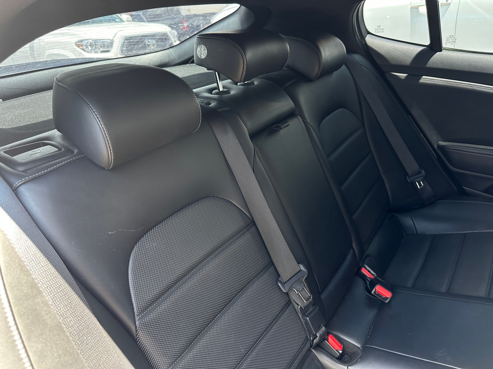 Thumbnail: 2019 Kia Stinger - 5