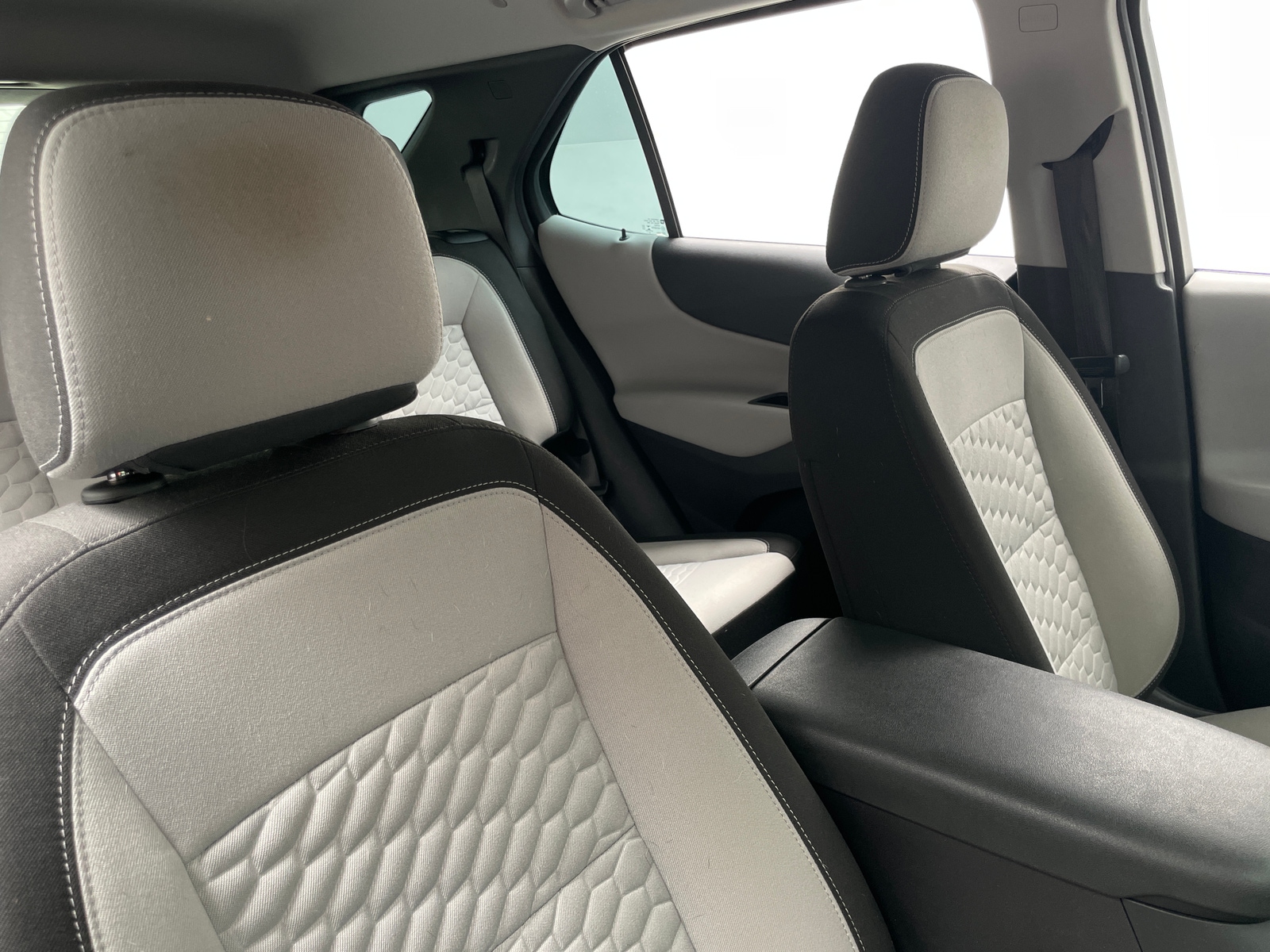 Thumbnail: 2021 Chevrolet Equinox - 2