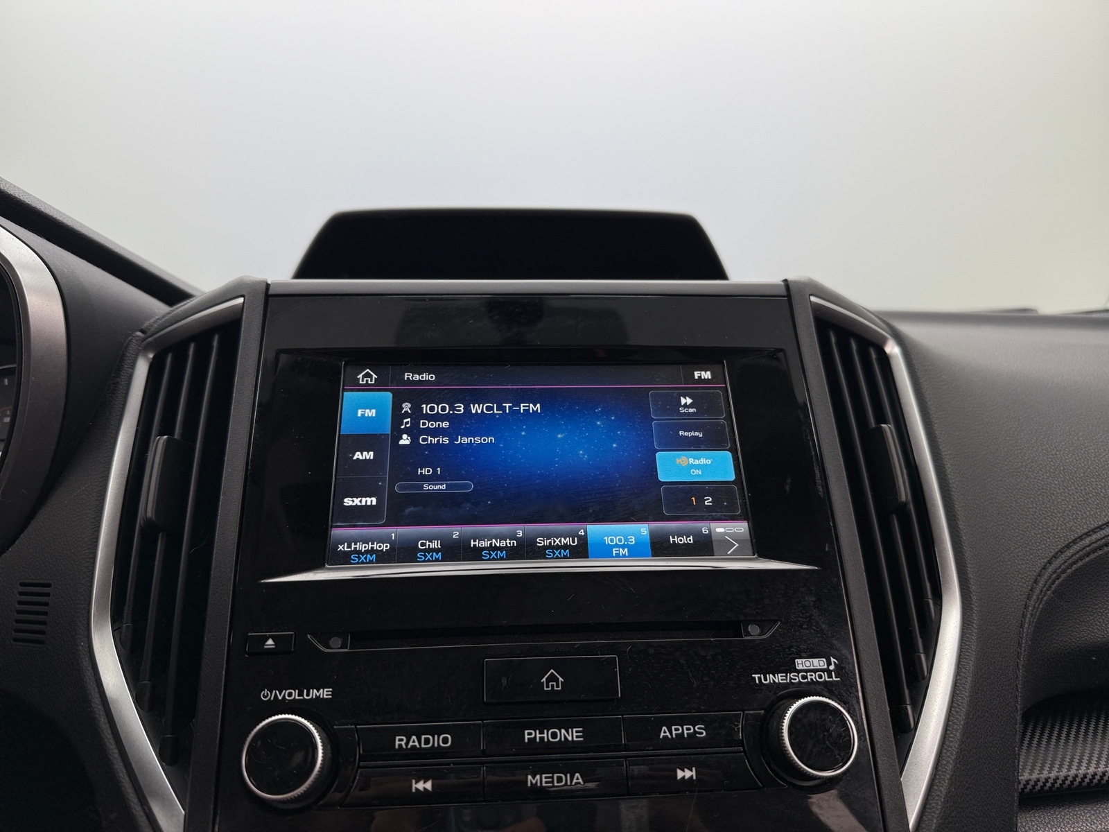 Thumbnail: 2019 Subaru Crosstrek - 4