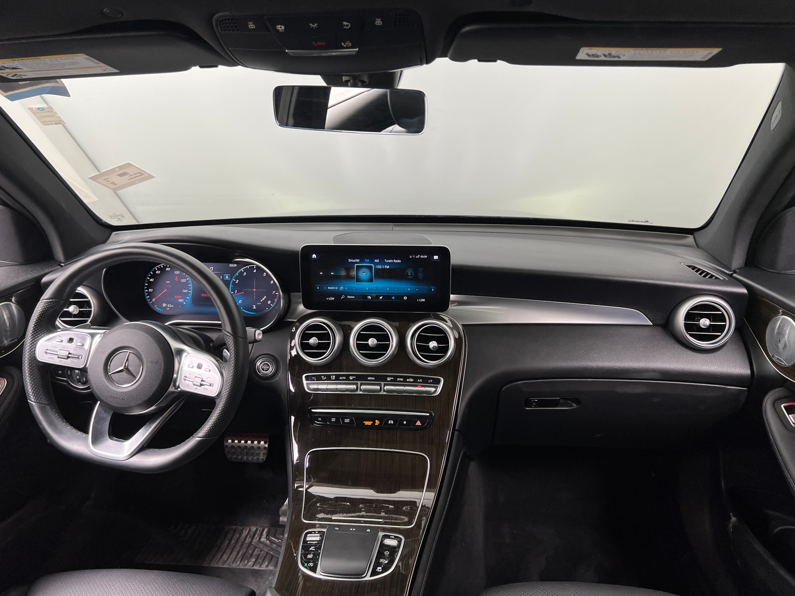 Thumbnail: 2021 Mercedes-Benz GLC - 2