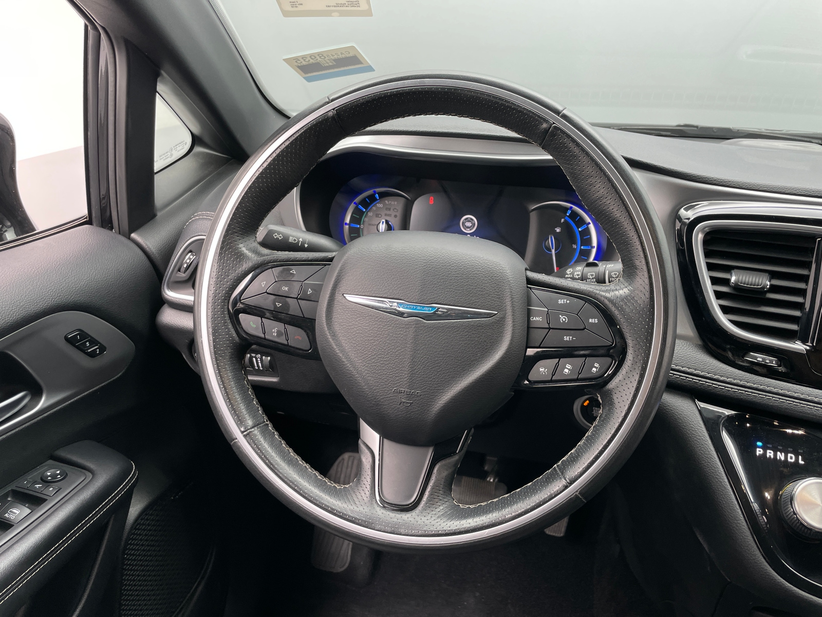 Thumbnail: 2019 Chrysler Pacifica - 4