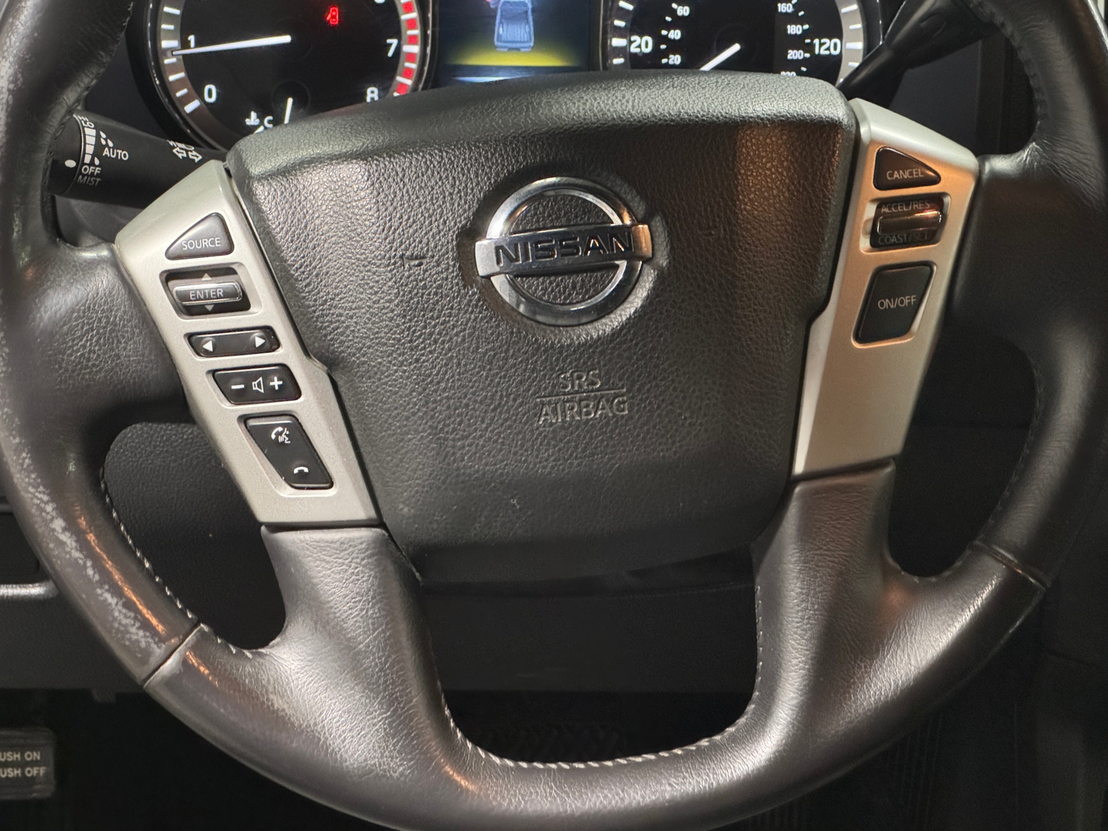 Thumbnail: 2018 Nissan Titan - 5
