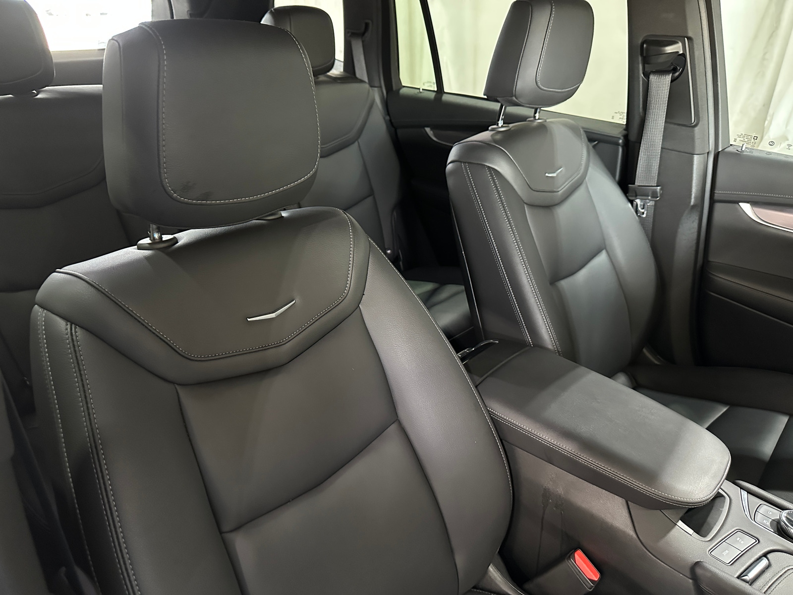 Thumbnail: 2023 Cadillac XT6 - 2
