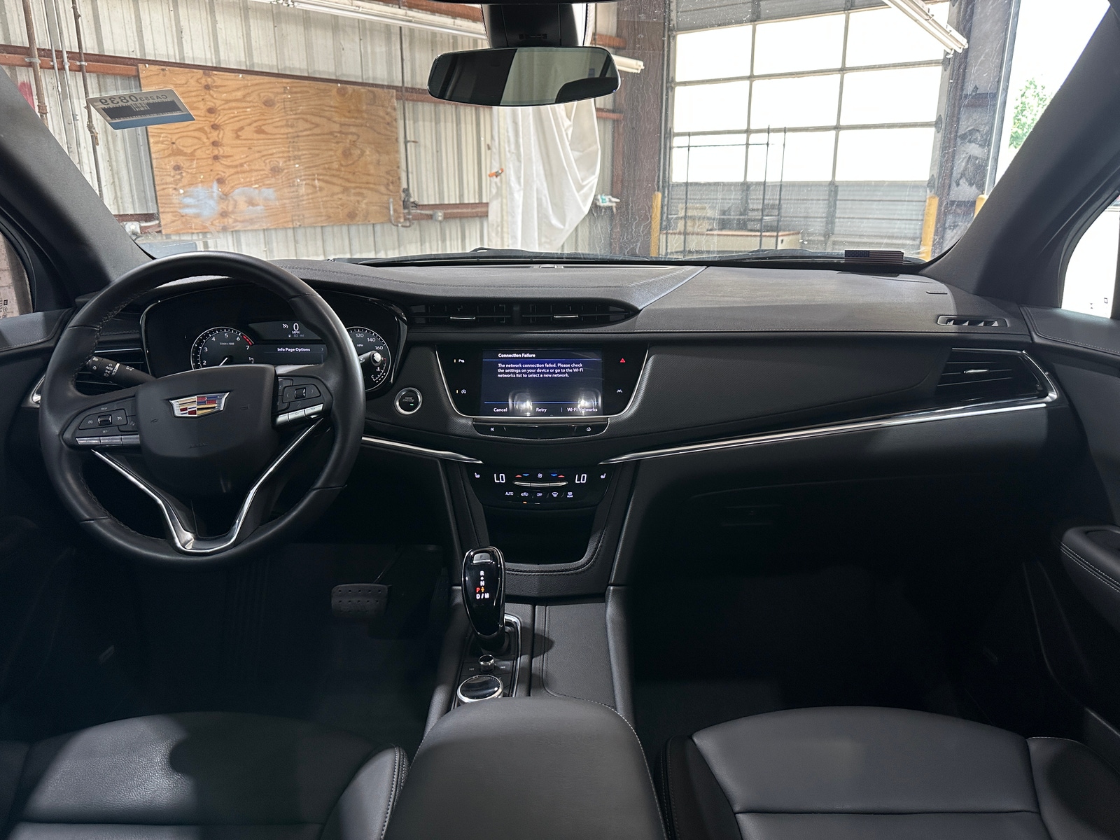 Thumbnail: 2023 Cadillac XT6 - 3