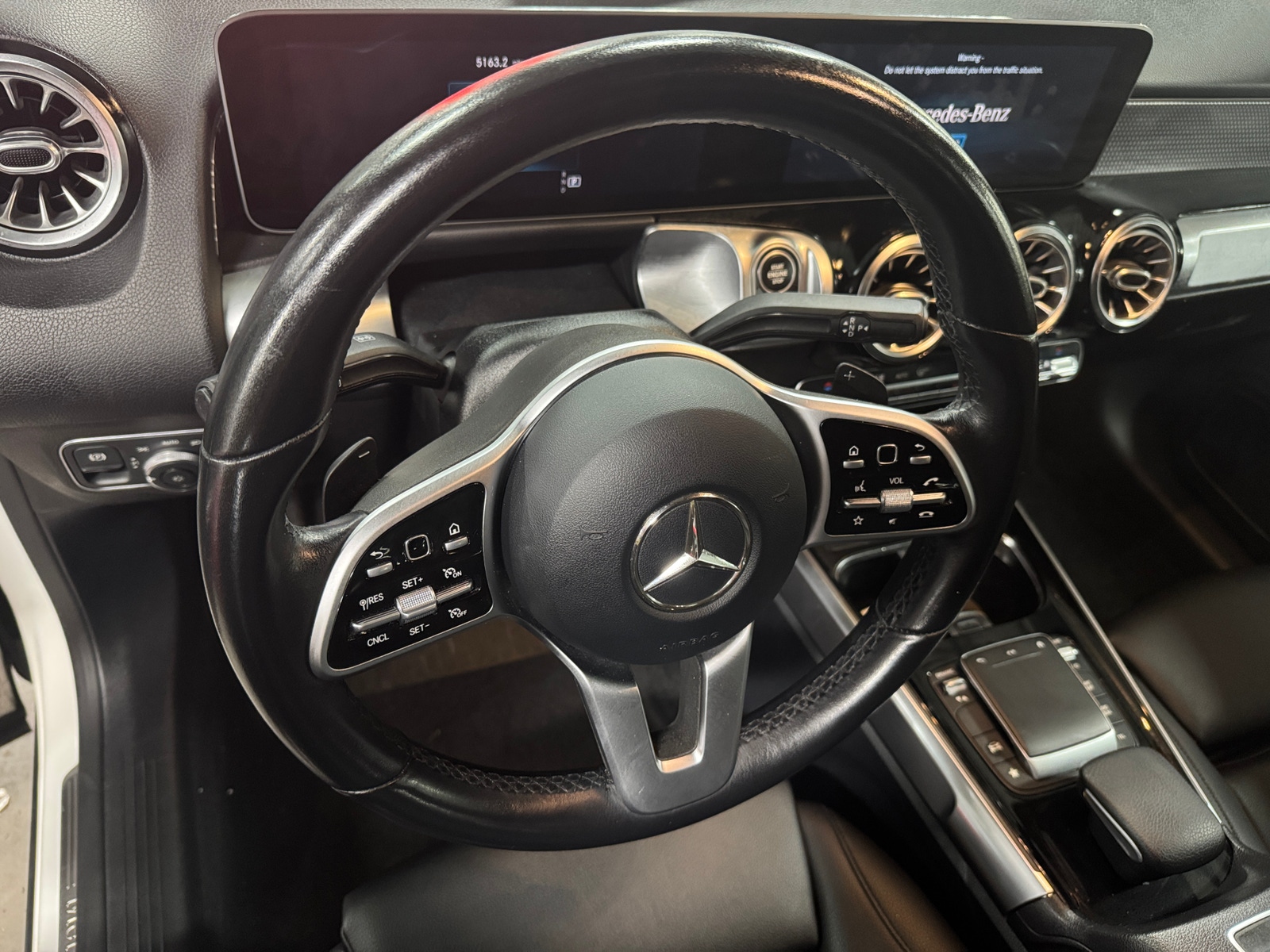 Thumbnail: 2021 Mercedes-Benz GLB - 4