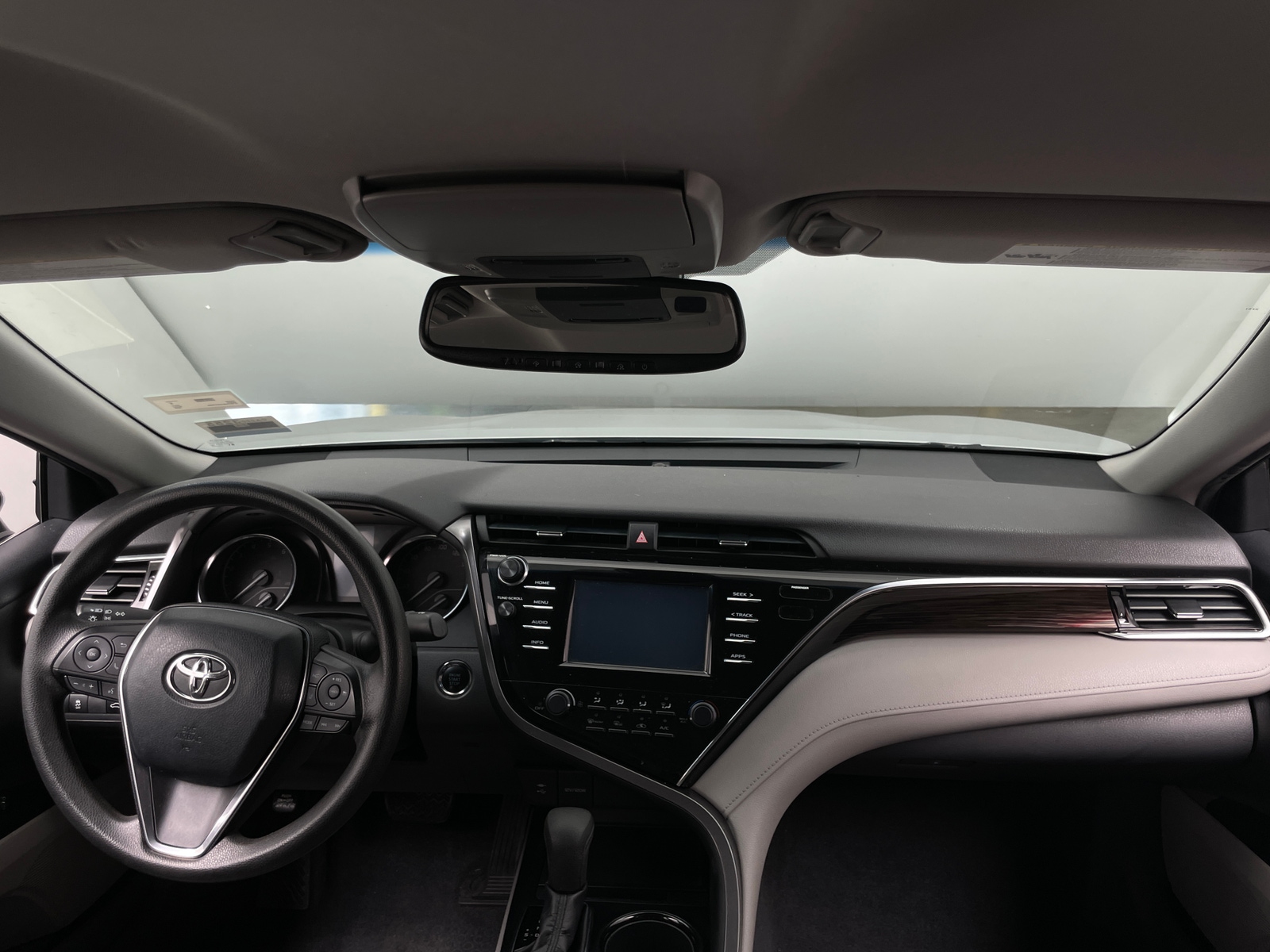 Thumbnail: 2018 Toyota Camry - 3