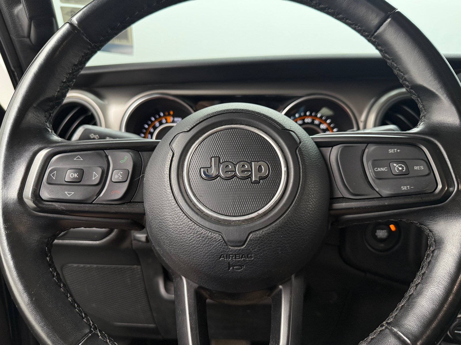 Thumbnail: 2022 Jeep Wrangler - 5