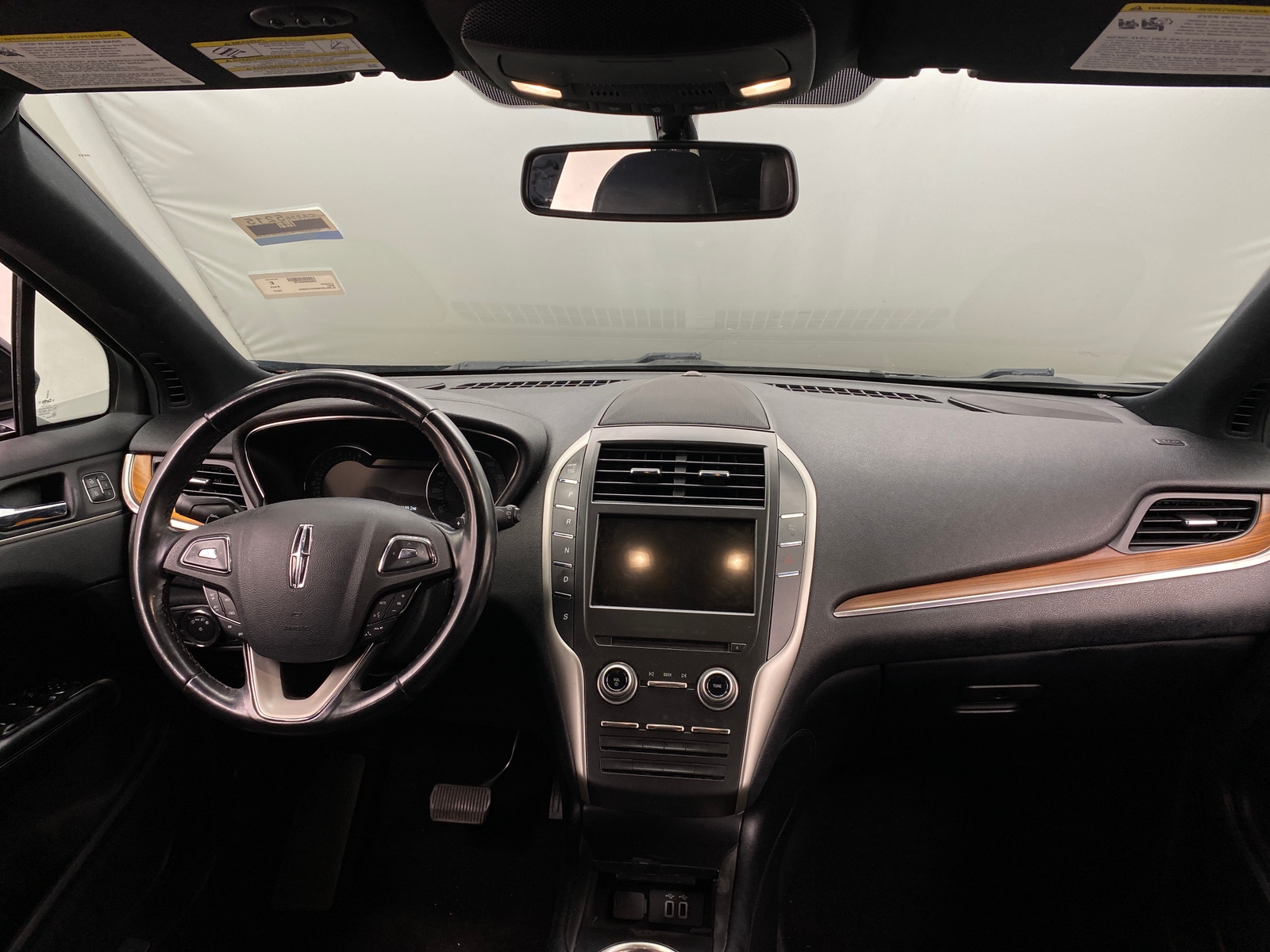 Thumbnail: 2017 Lincoln MKC - 2