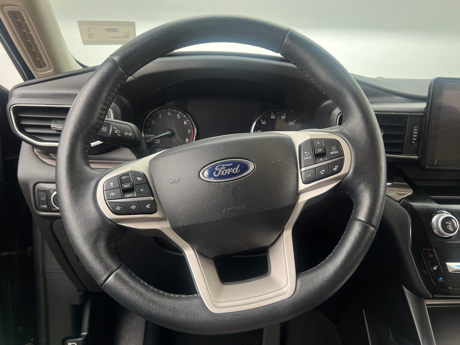 Thumbnail: 2023 Ford Explorer - 4