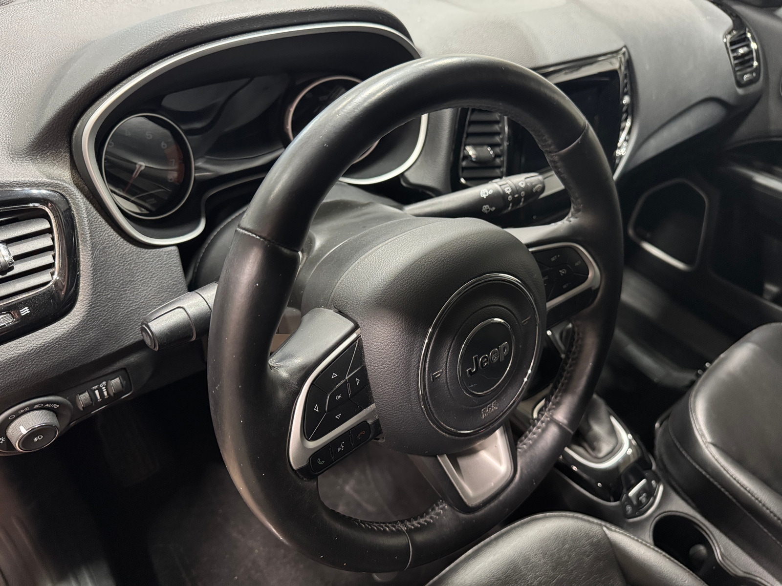 Thumbnail: 2019 Jeep Compass - 2