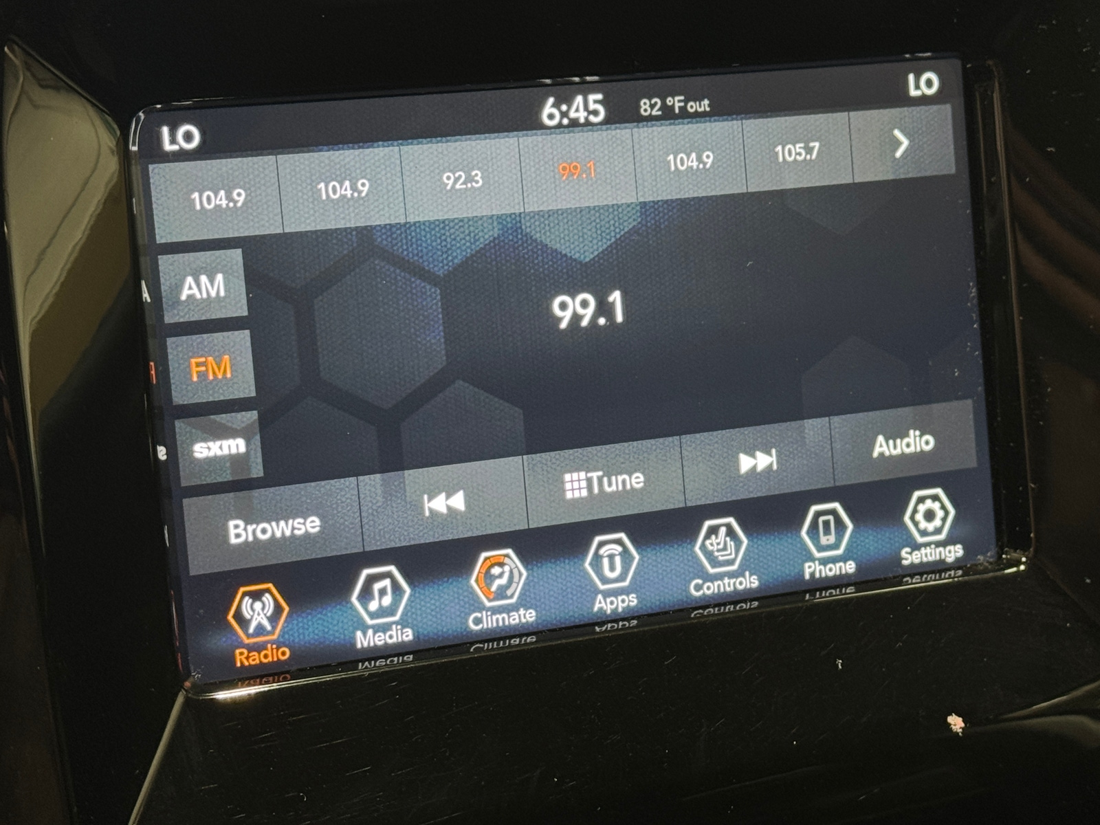 Thumbnail: 2019 Jeep Compass - 3