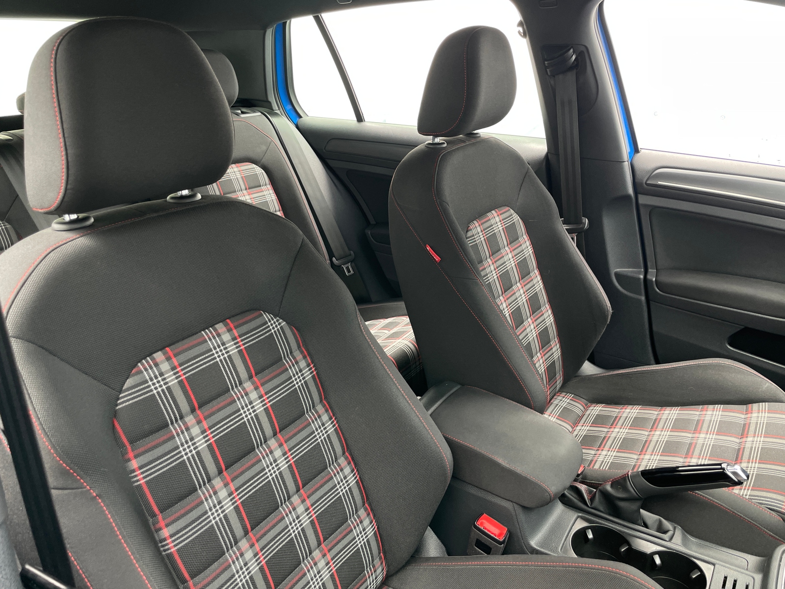 Thumbnail: 2019 Volkswagen Golf - 2
