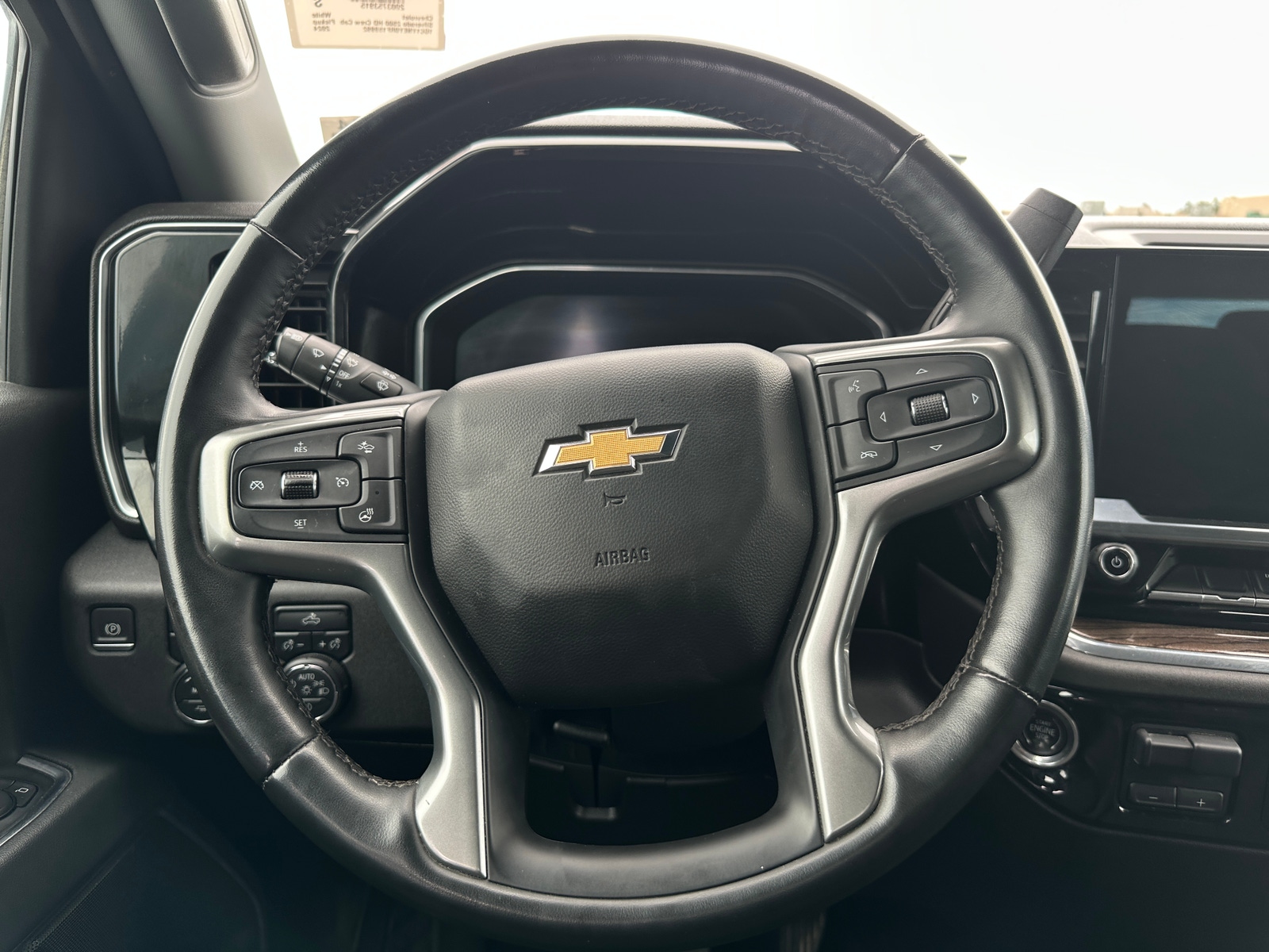 Thumbnail: 2024 Chevrolet Silverado 2500 - 5