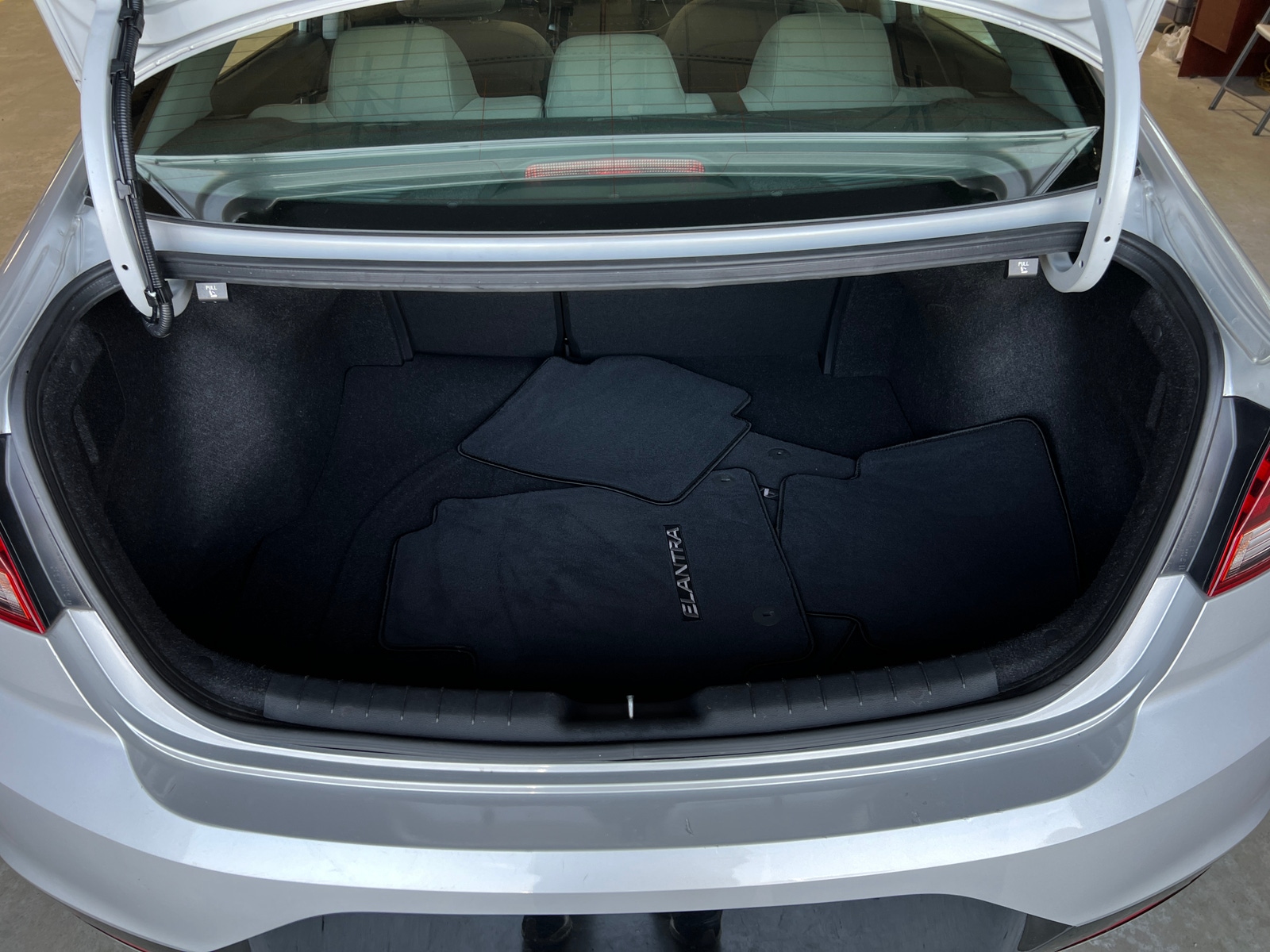 Thumbnail: 2019 Hyundai Elantra - 7