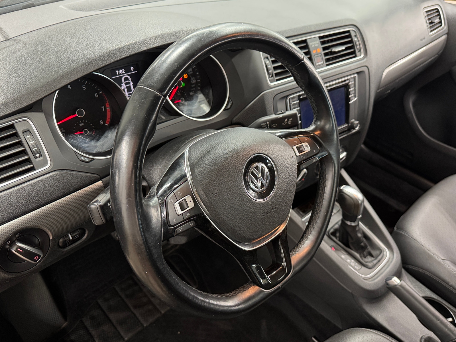 Thumbnail: 2018 Volkswagen Jetta - 2