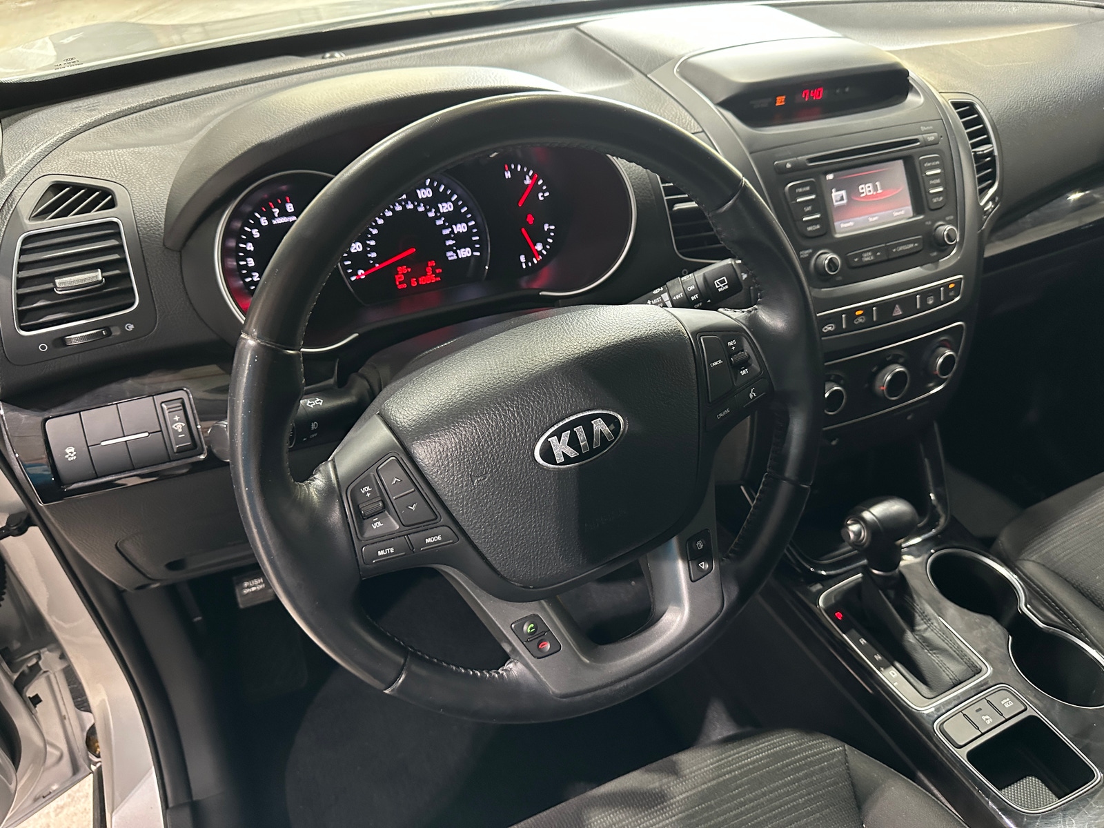 Thumbnail: 2014 Kia Sorento - 5