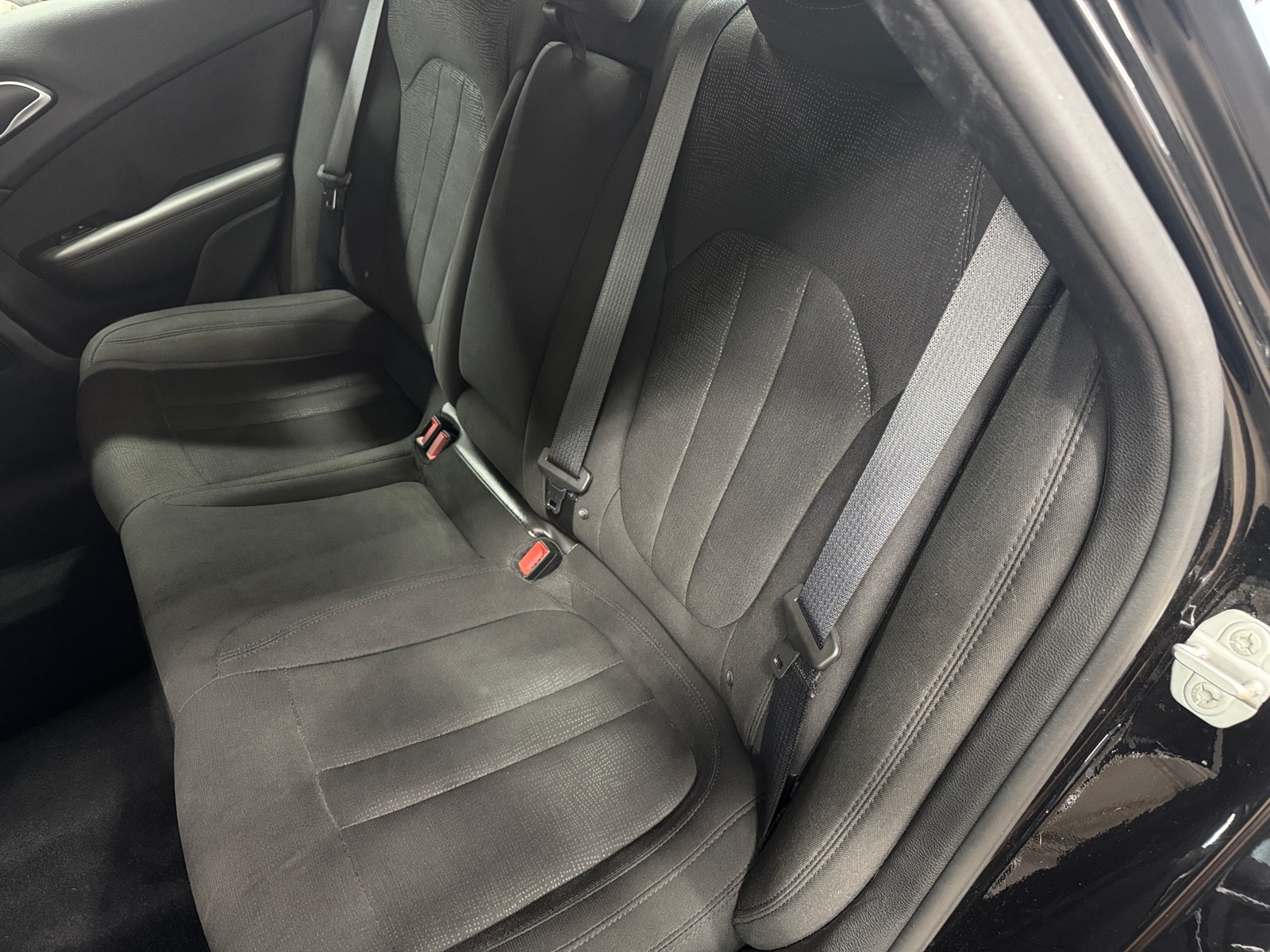 Thumbnail: 2015 Chrysler 200 - 6
