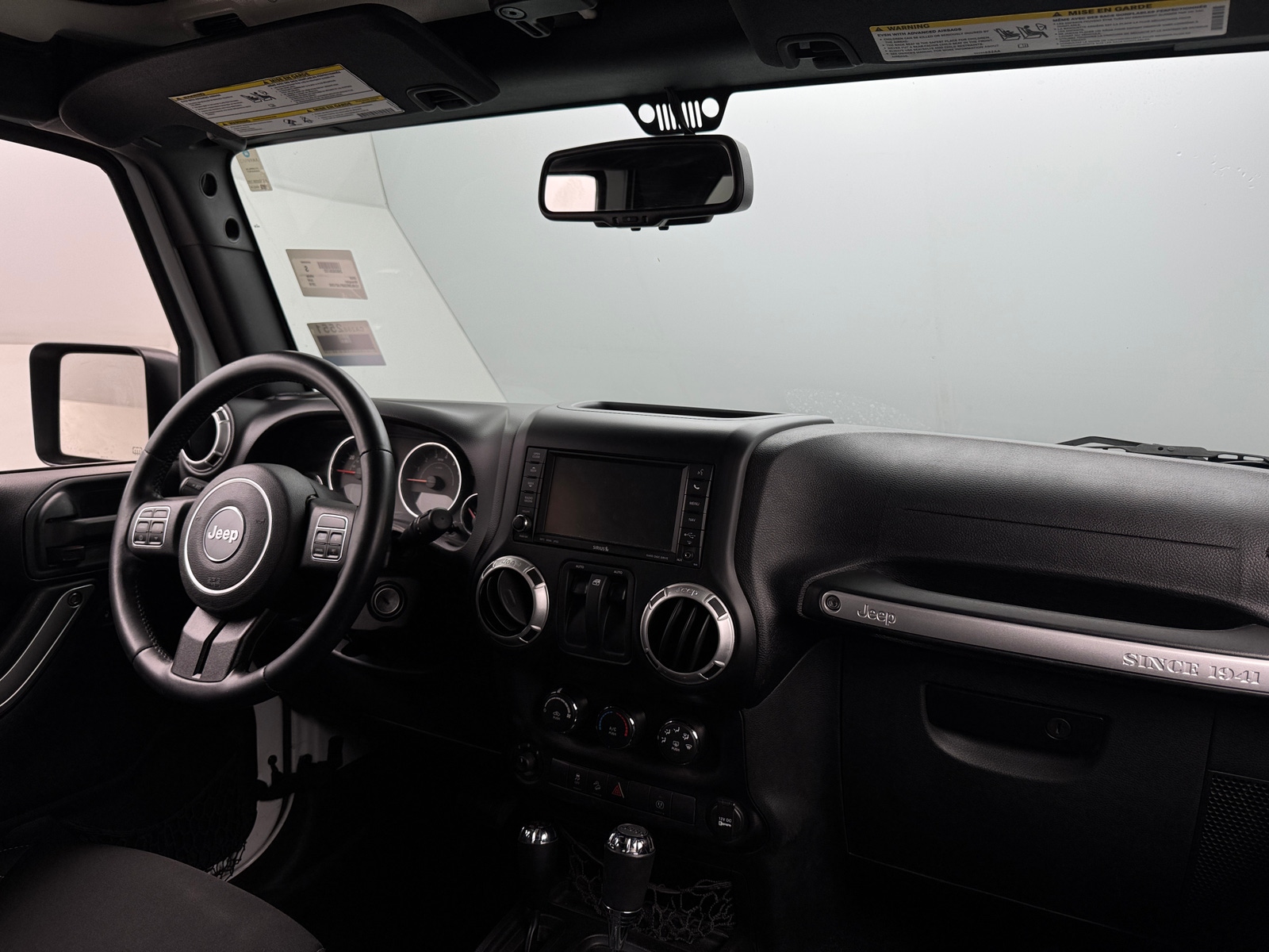 Thumbnail: 2015 Jeep Wrangler - 3