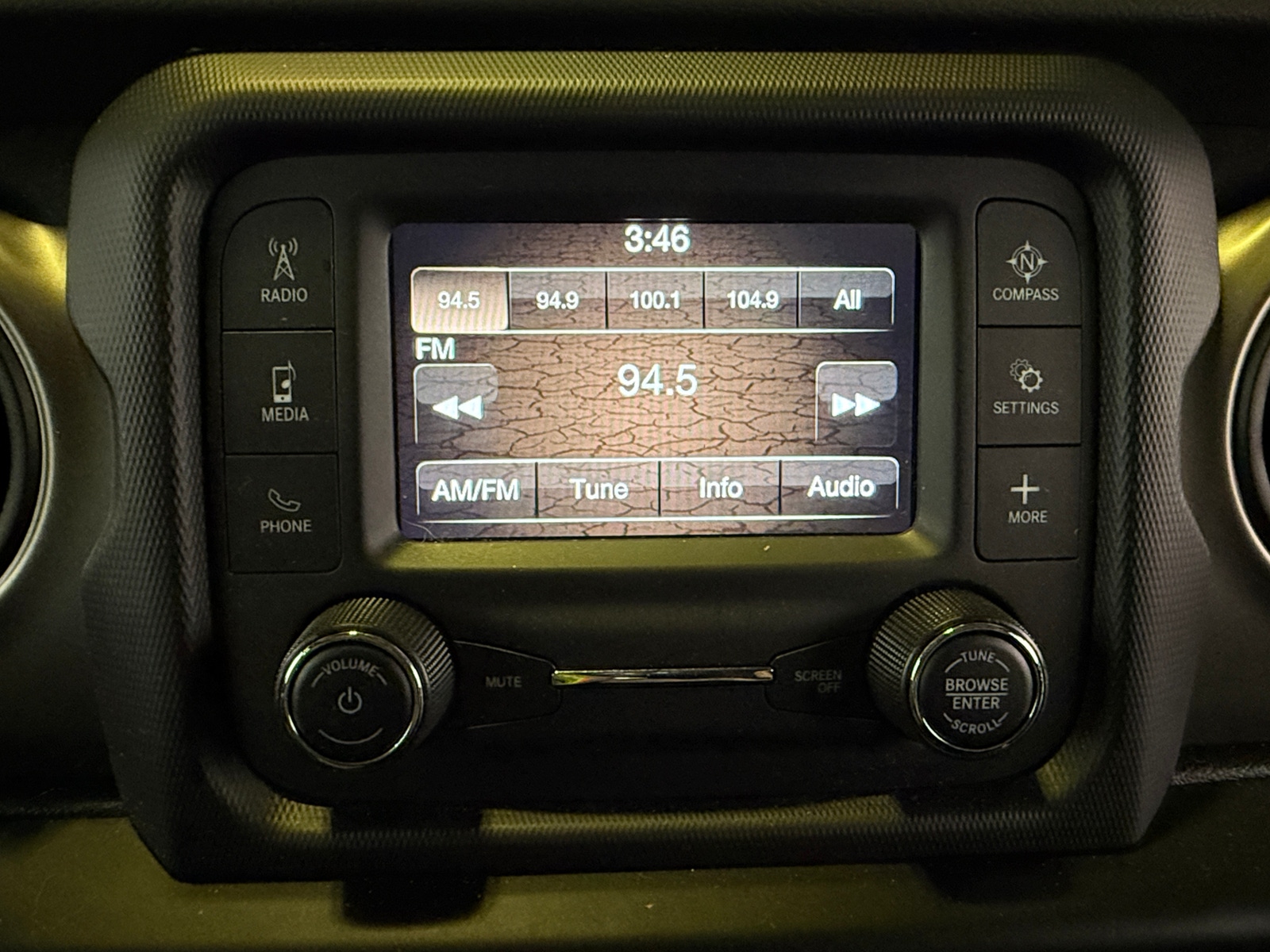Thumbnail: 2020 Jeep Wrangler - 4