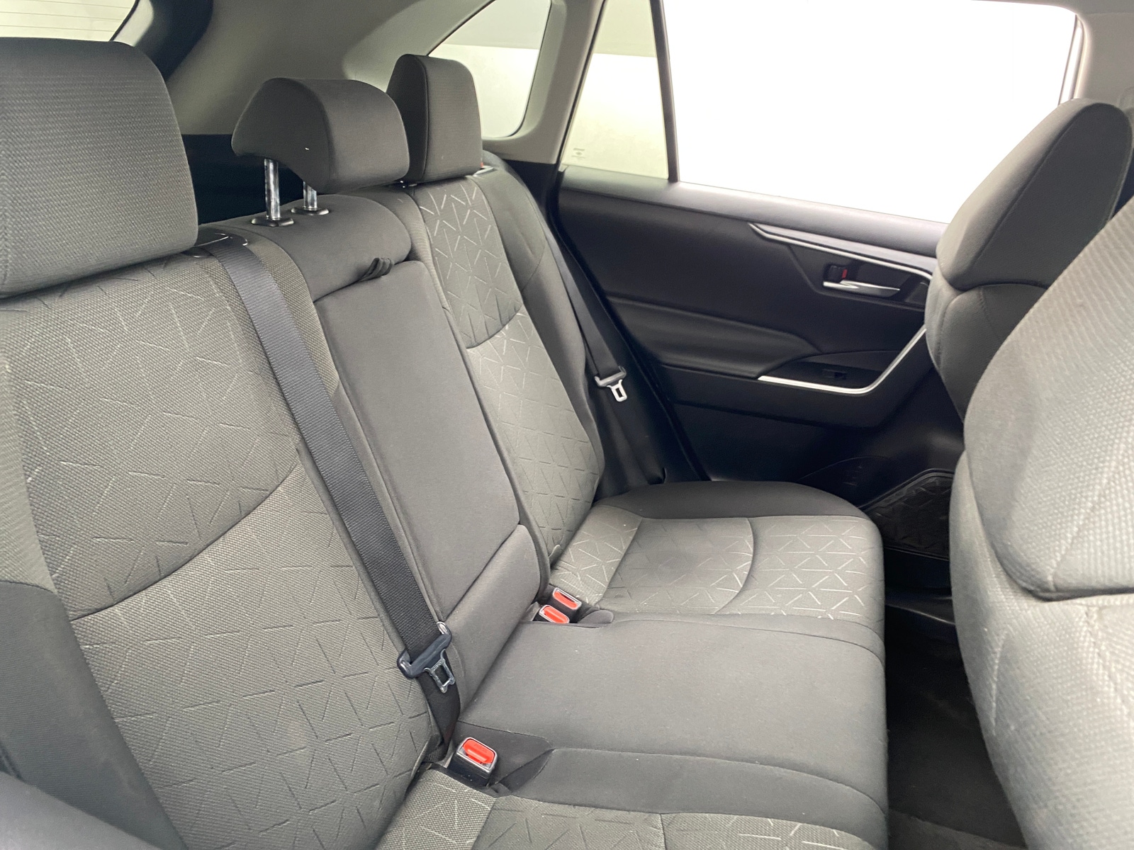 Thumbnail: 2021 Toyota RAV4 - 6