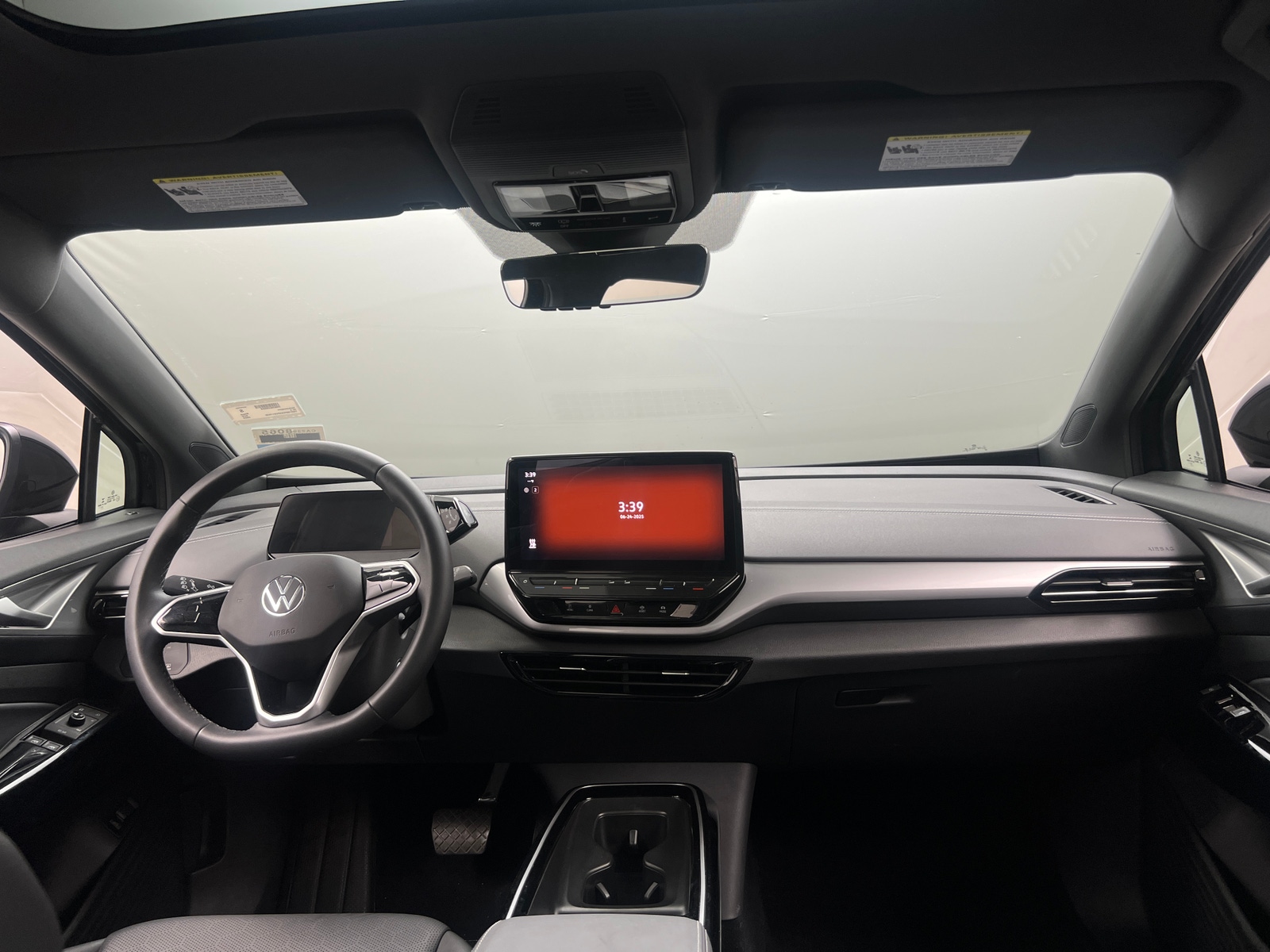 Thumbnail: 2023 Volkswagen ID.4 - 2