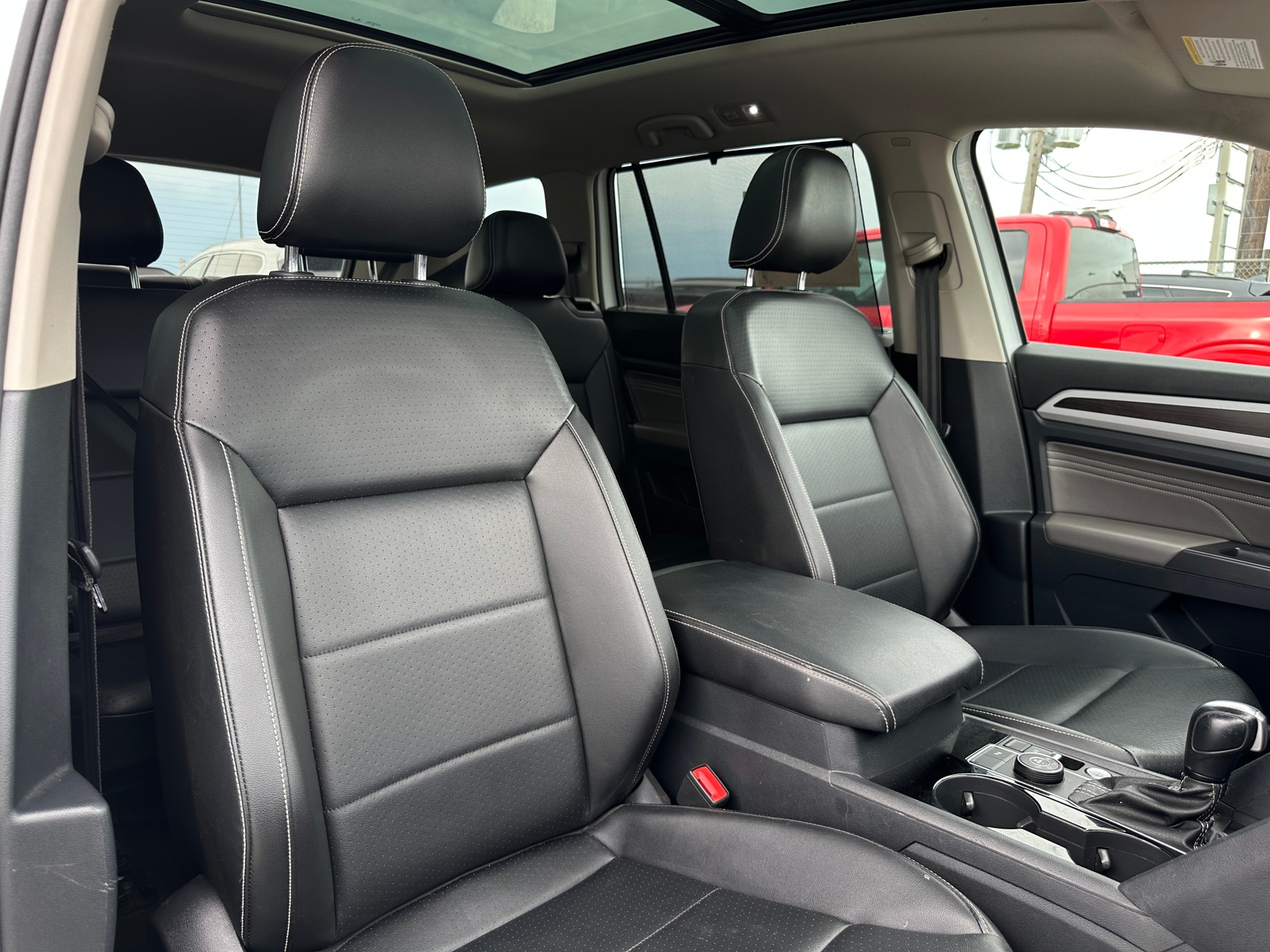 Thumbnail: 2022 Volkswagen Atlas - 2