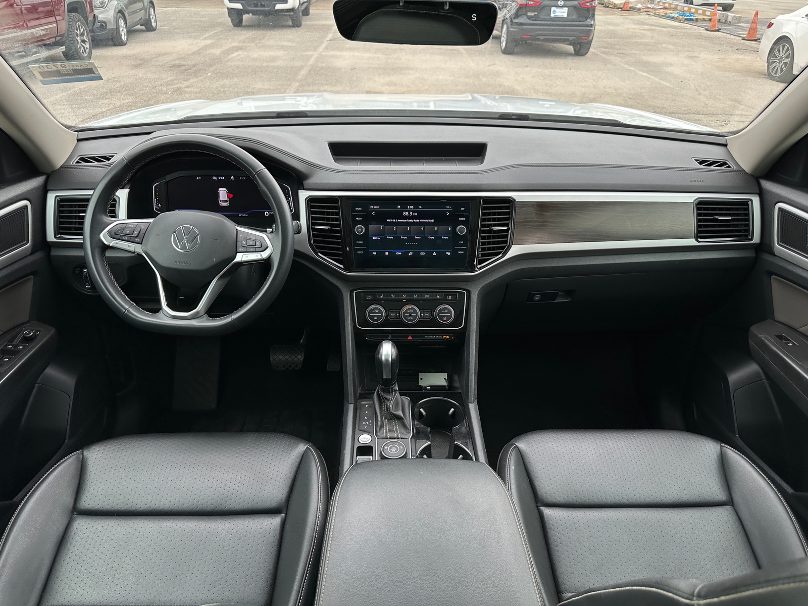 Thumbnail: 2022 Volkswagen Atlas - 3