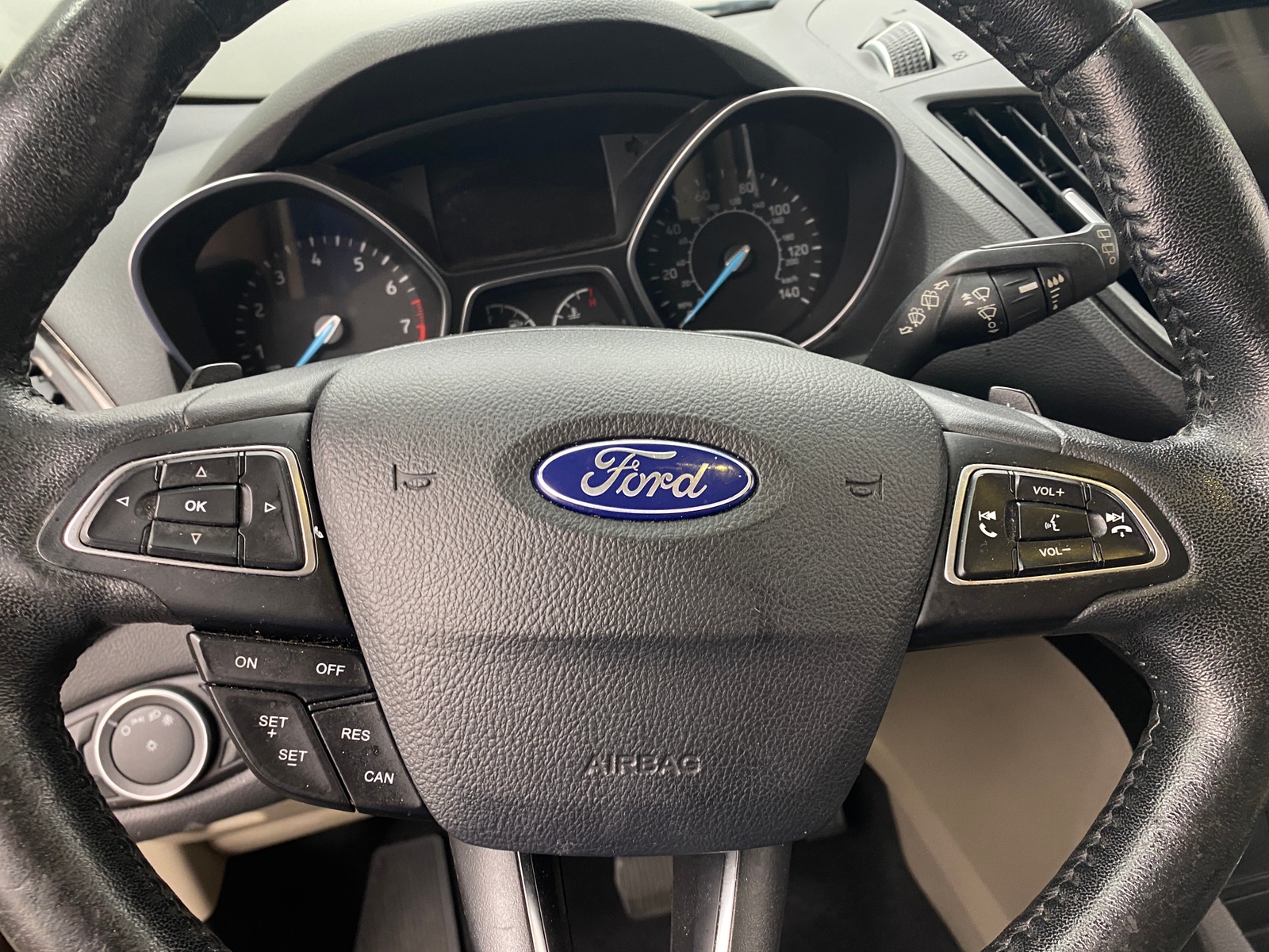 Thumbnail: 2017 Ford Escape - 4