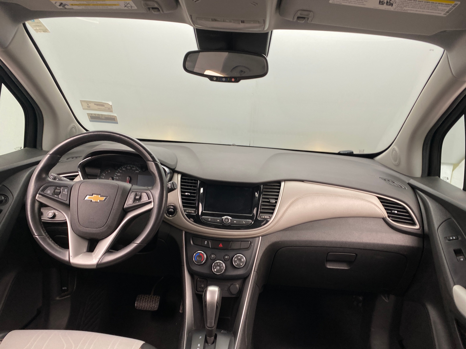 Thumbnail: 2020 Chevrolet Trax - 3