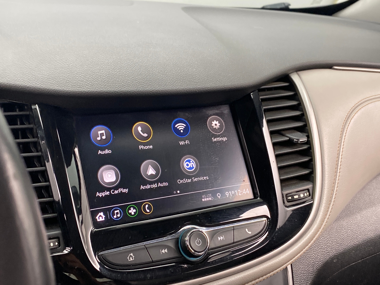 Thumbnail: 2020 Chevrolet Trax - 4