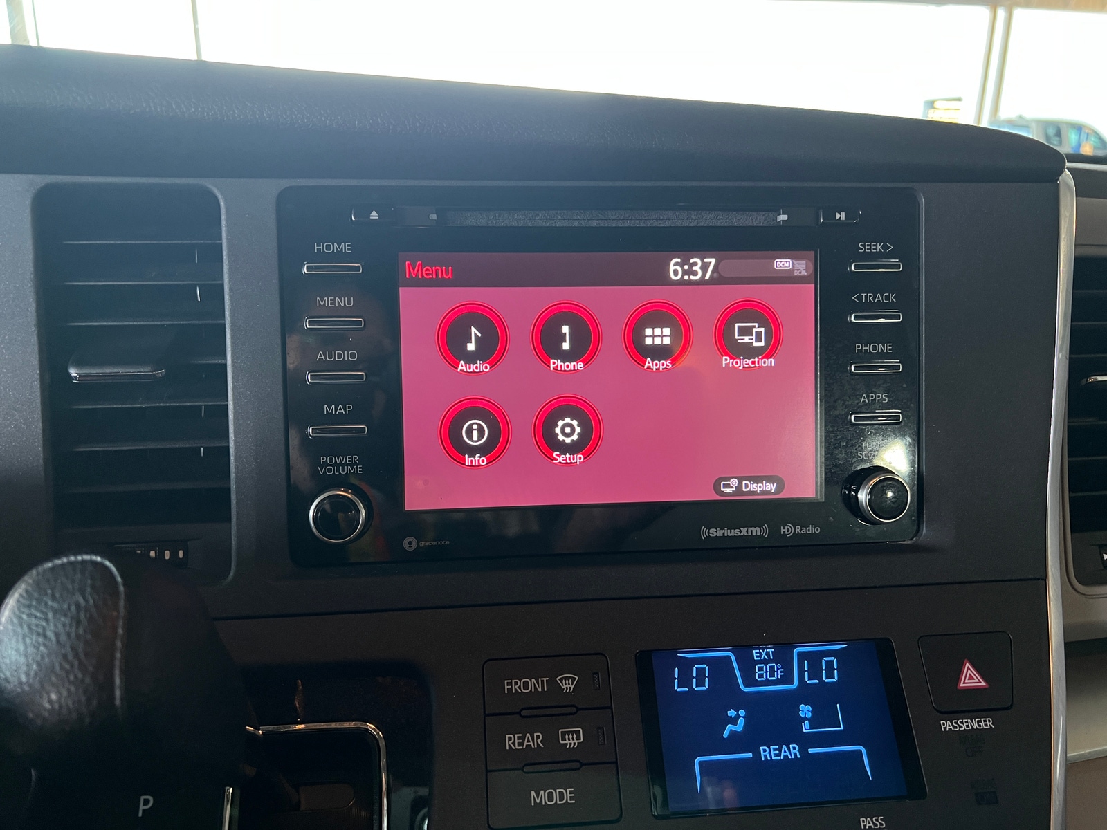 Thumbnail: 2019 Toyota Sienna - 4
