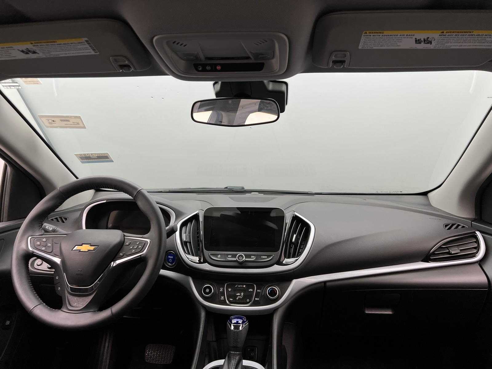 Thumbnail: 2017 Chevrolet Volt - 3
