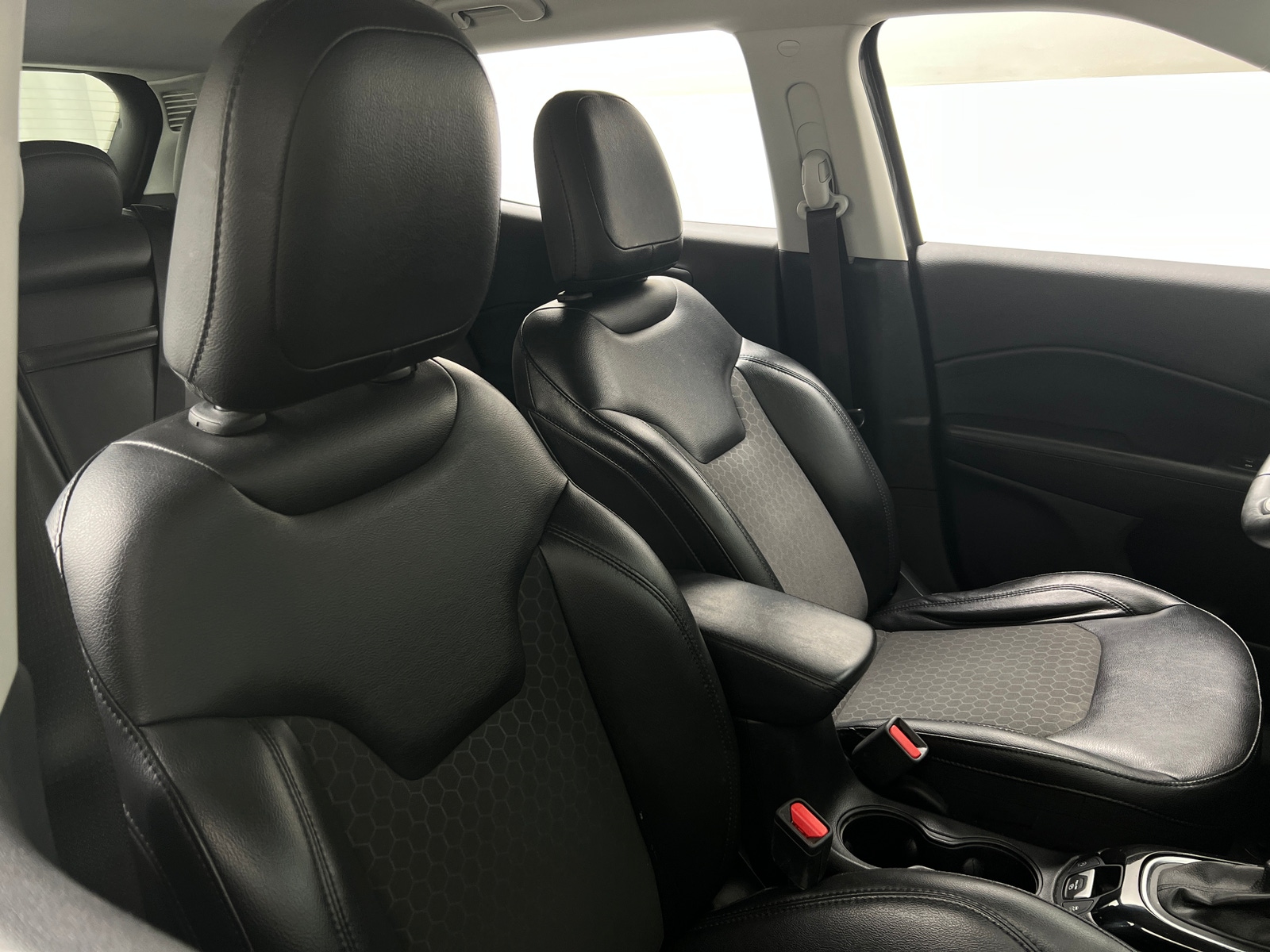 Thumbnail: 2019 Jeep Compass - 2