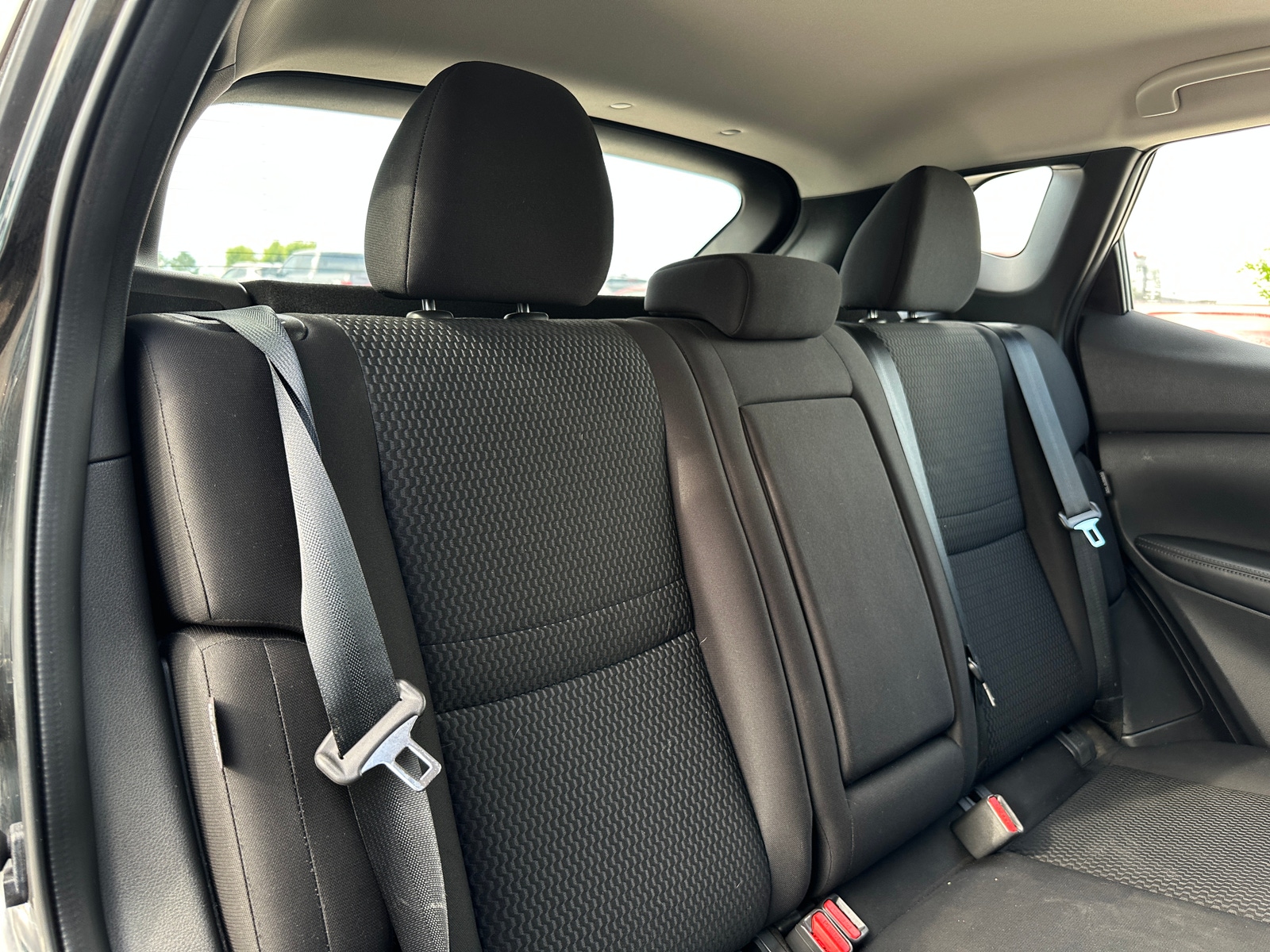 Thumbnail: 2020 Nissan Rogue Sport - 6