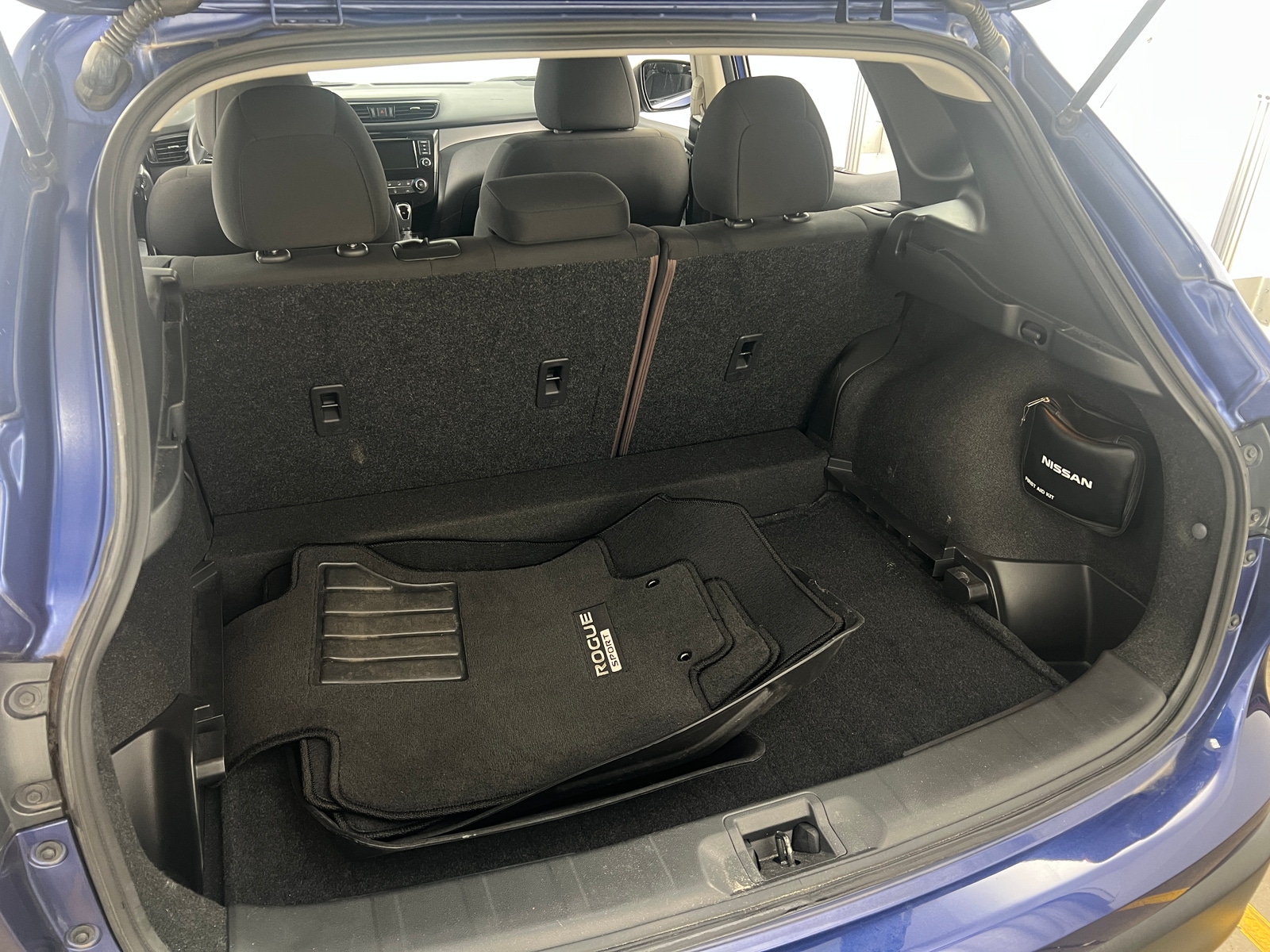 Thumbnail: 2021 Nissan Rogue Sport - 7