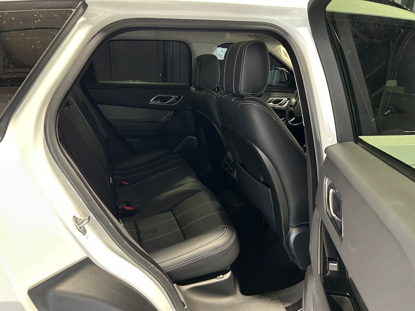 Thumbnail: 2019 Land Rover Range Rover Velar - 5