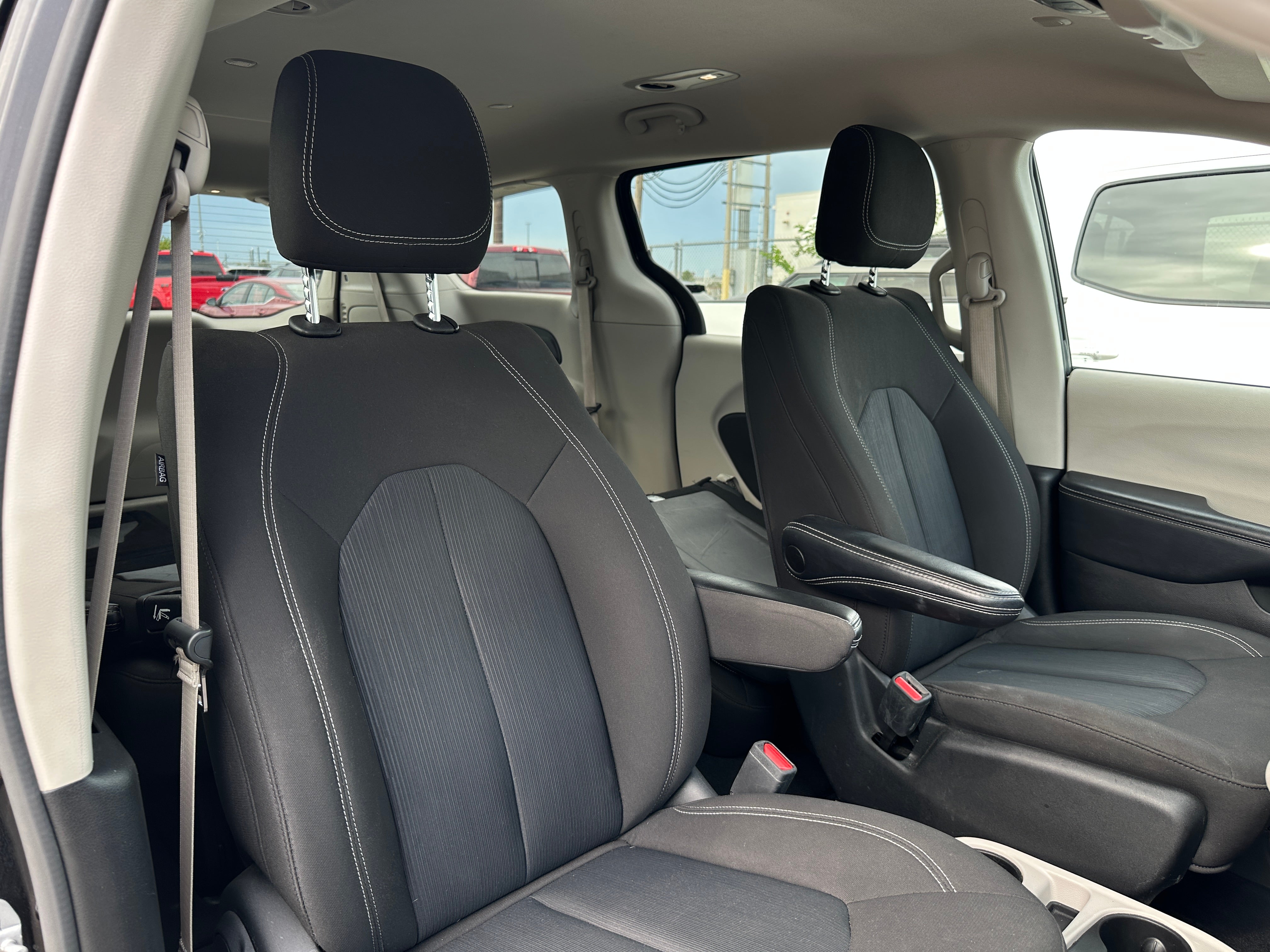 Thumbnail: 2023 Chrysler Voyager - 2