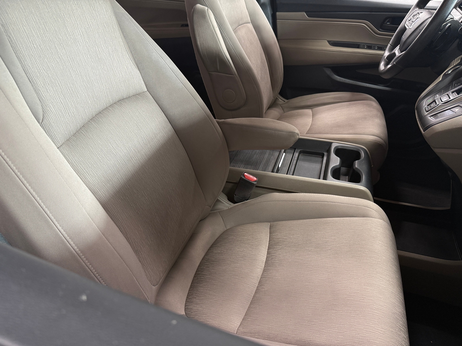 Thumbnail: 2018 Honda Odyssey - 2
