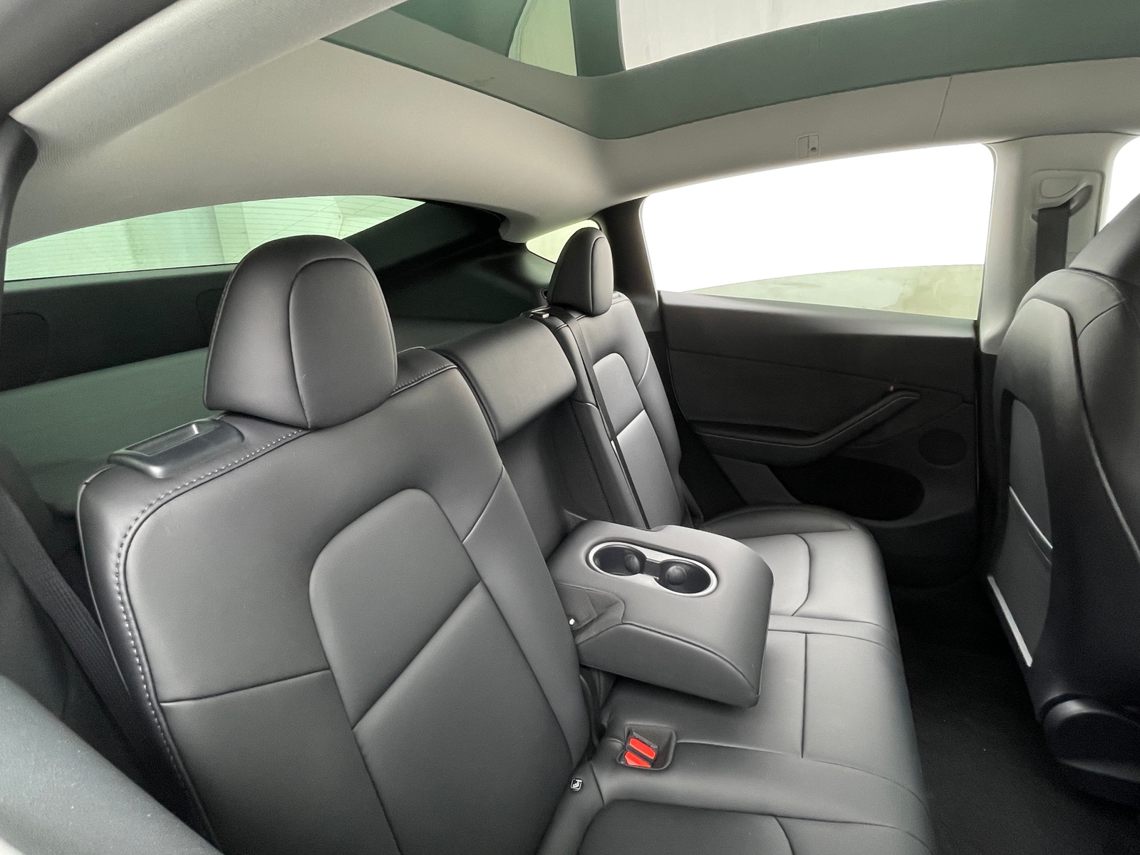 Thumbnail: 2023 Tesla Model Y - 4