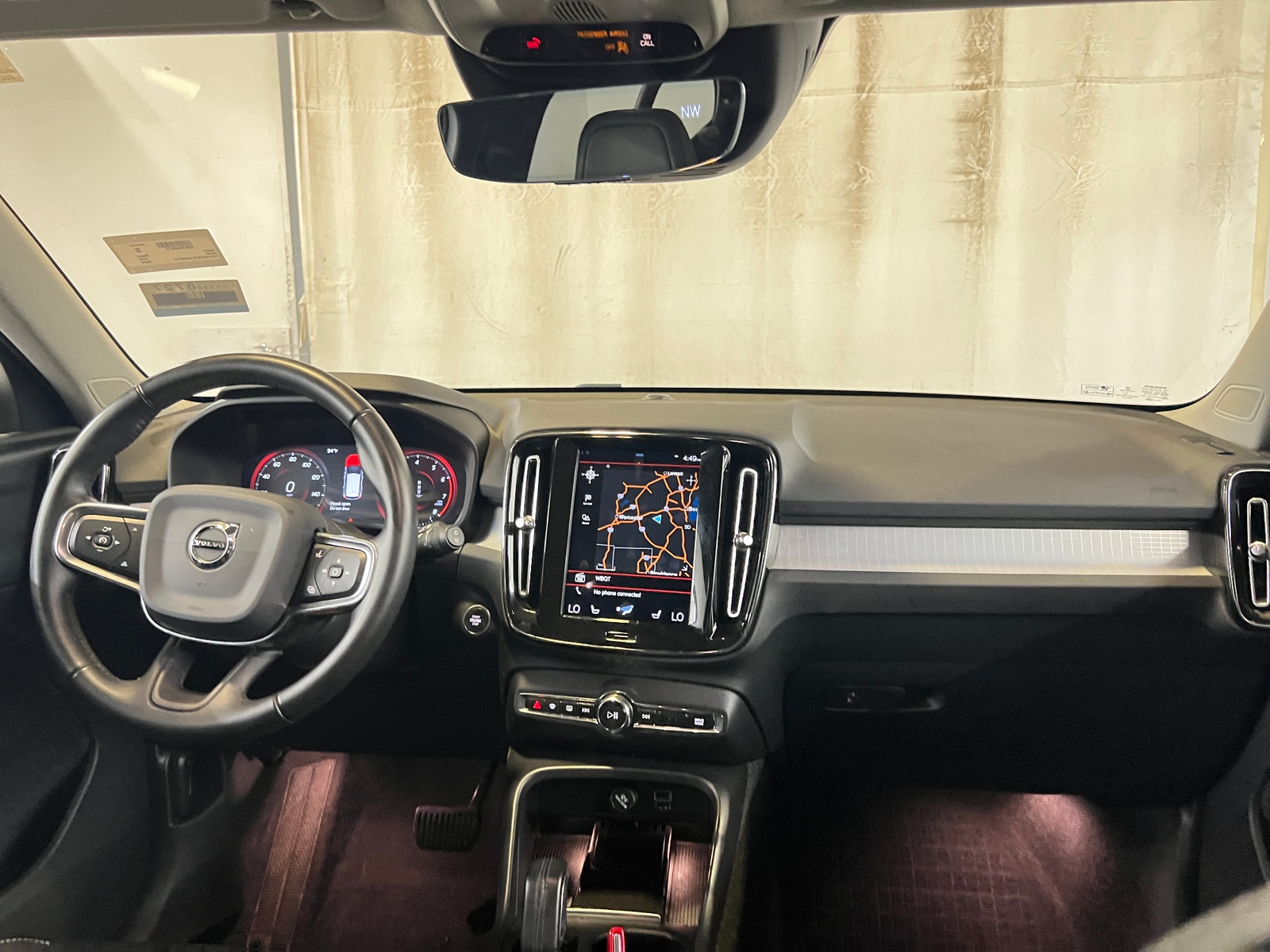 Thumbnail: 2020 Volvo XC40 - 3