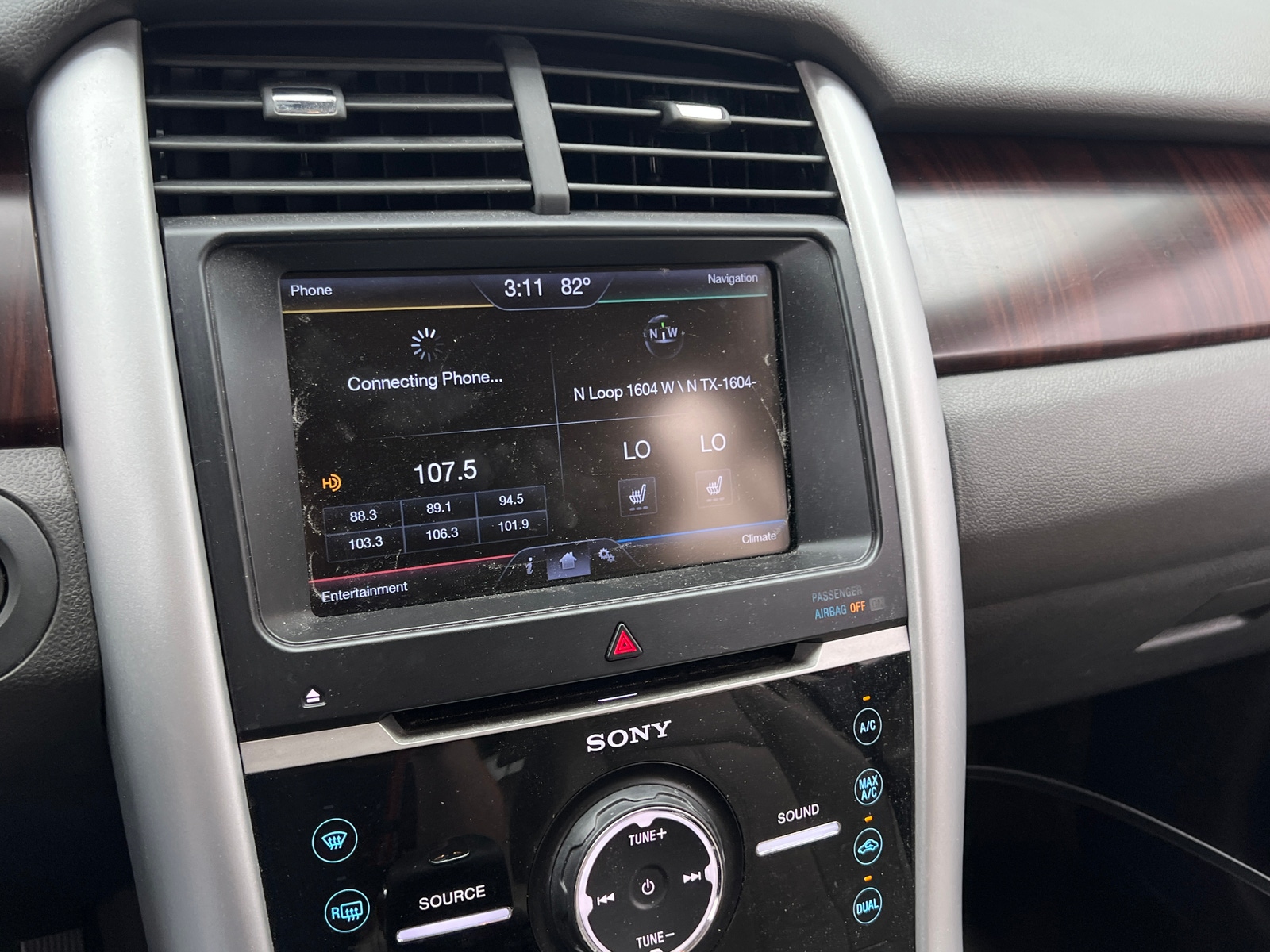 Thumbnail: 2013 Ford Edge - 3