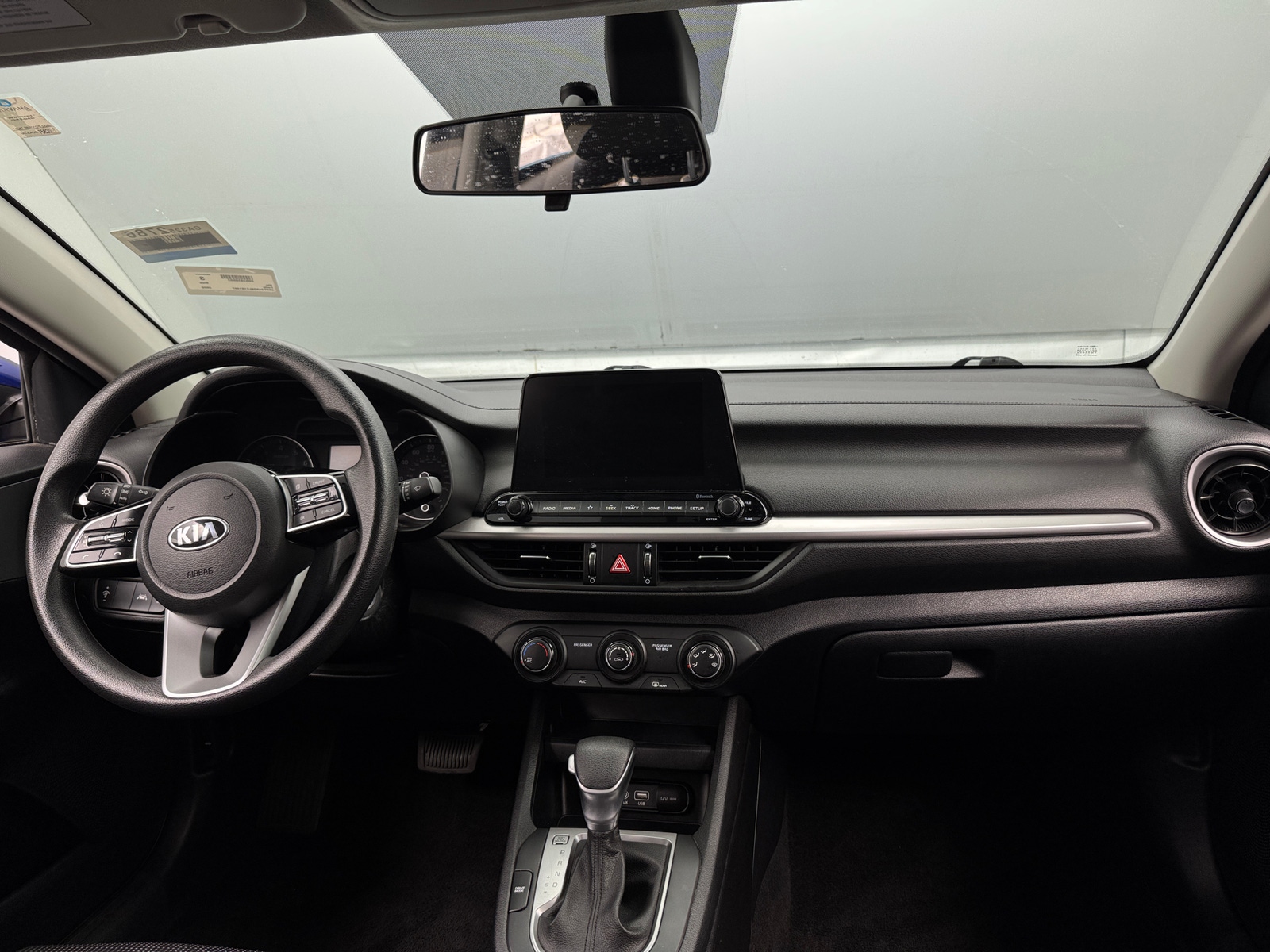 Thumbnail: 2020 Kia Forte - 3