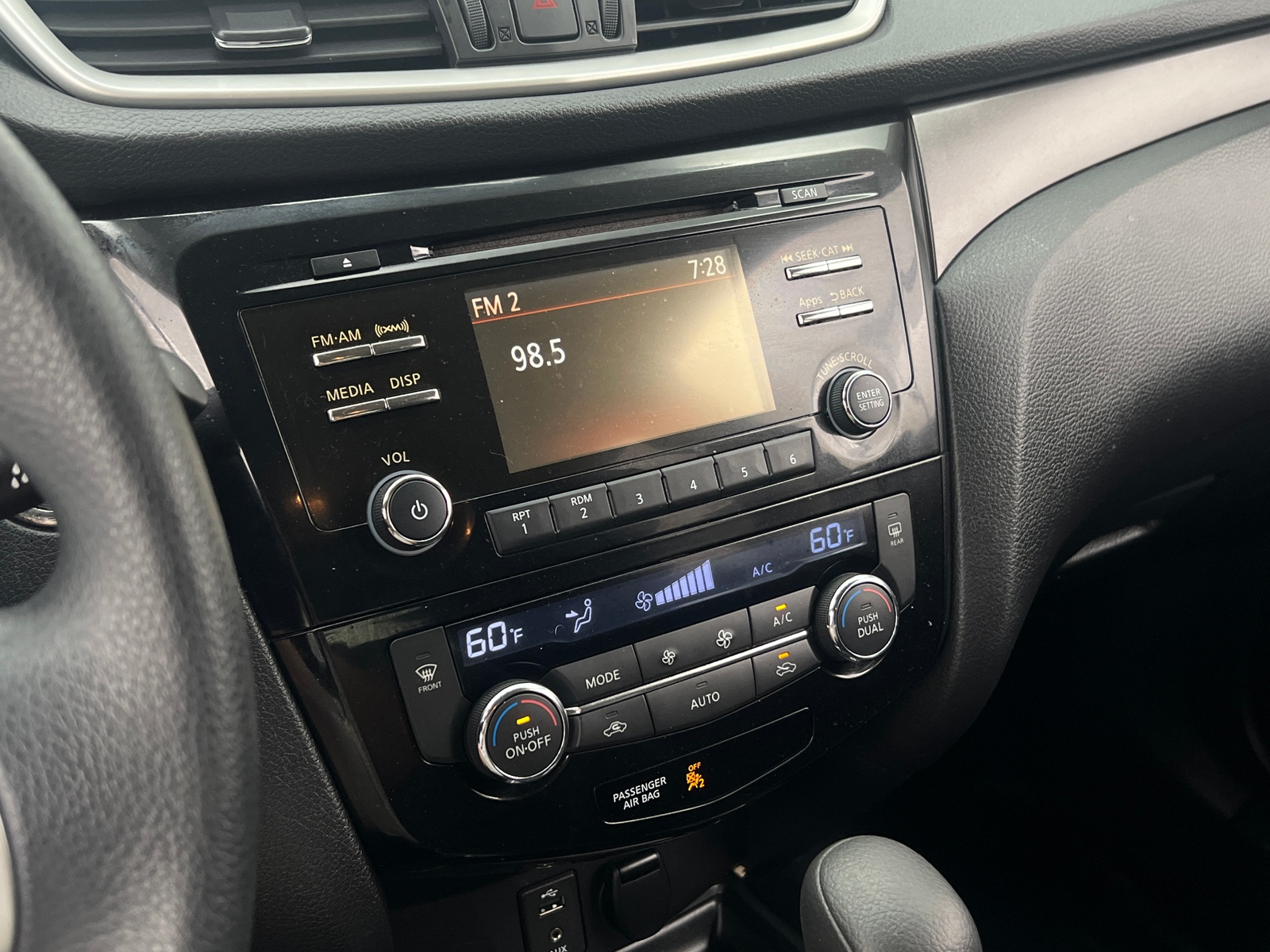 Thumbnail: 2014 Nissan Rogue - 4