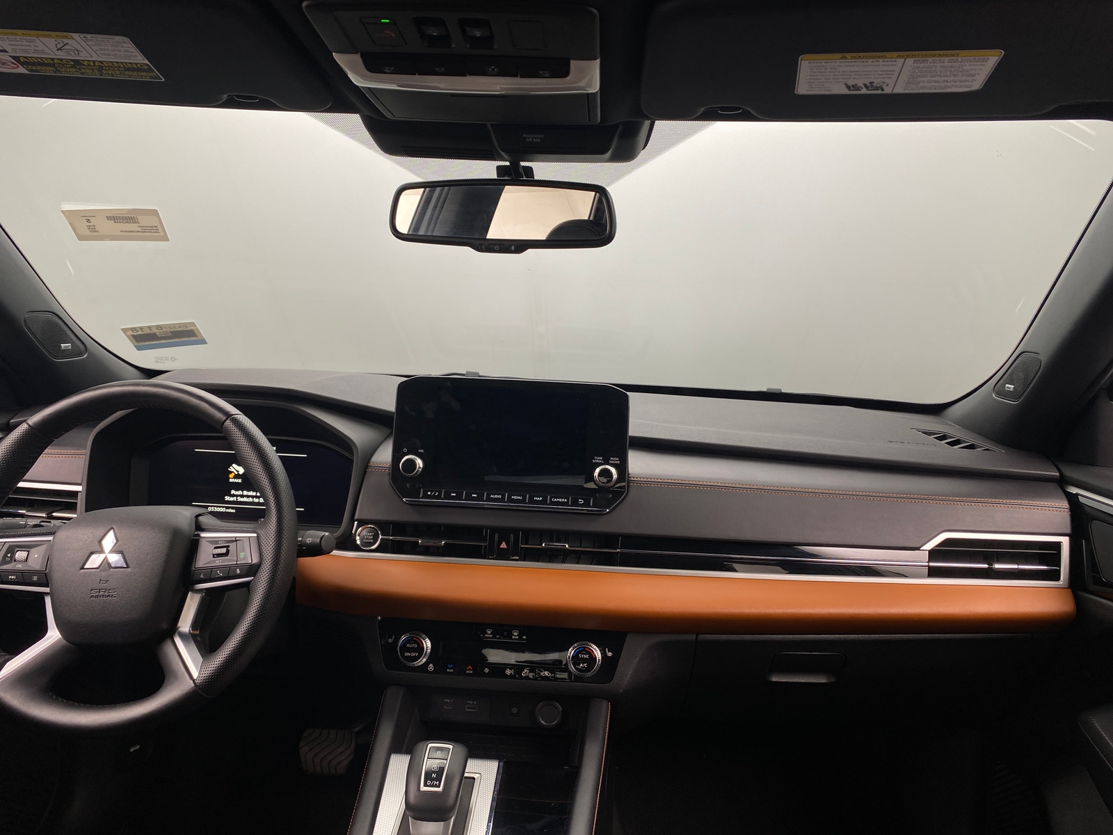 Thumbnail: 2022 Mitsubishi Outlander - 2