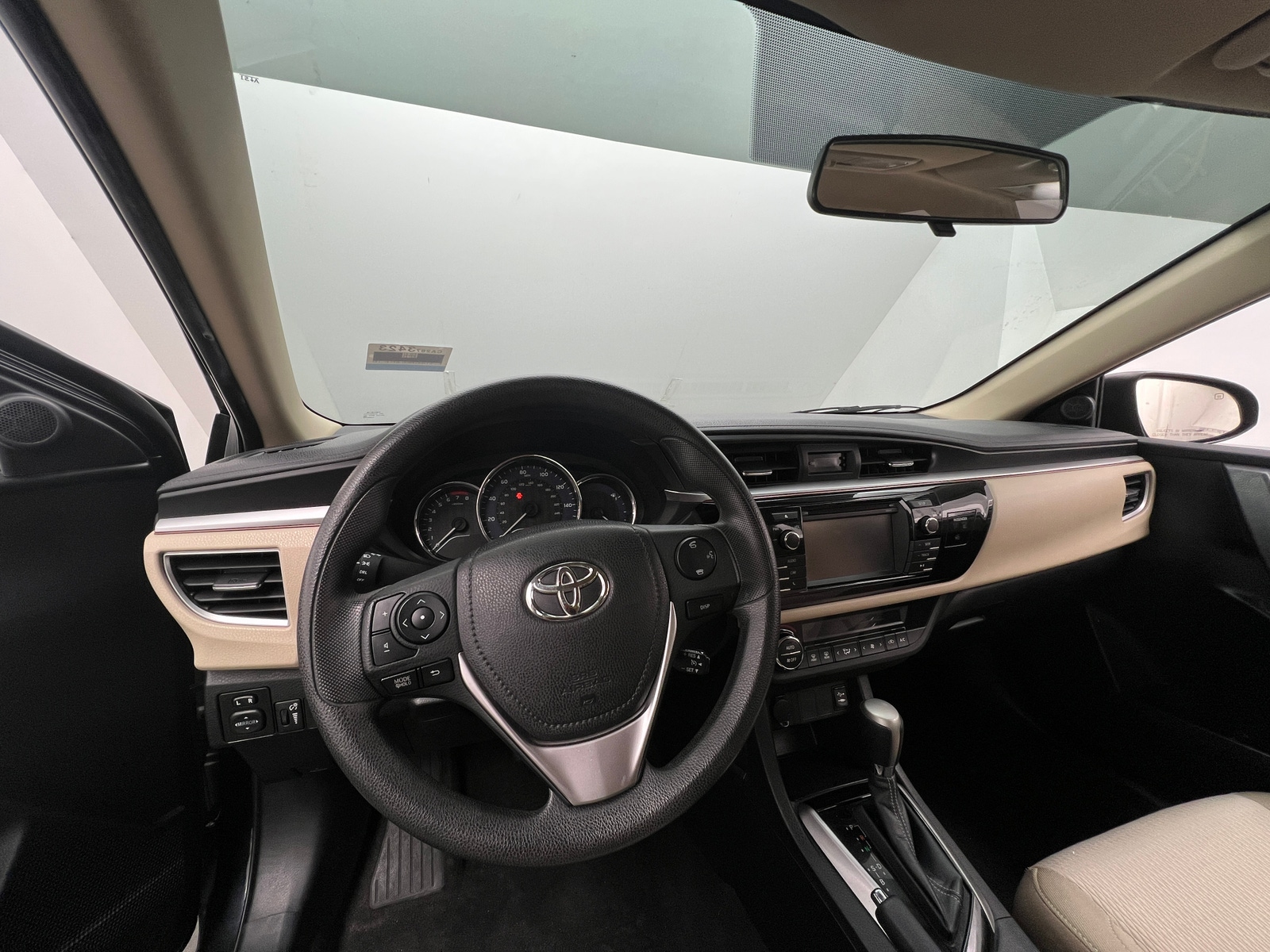 Thumbnail: 2014 Toyota Corolla - 3