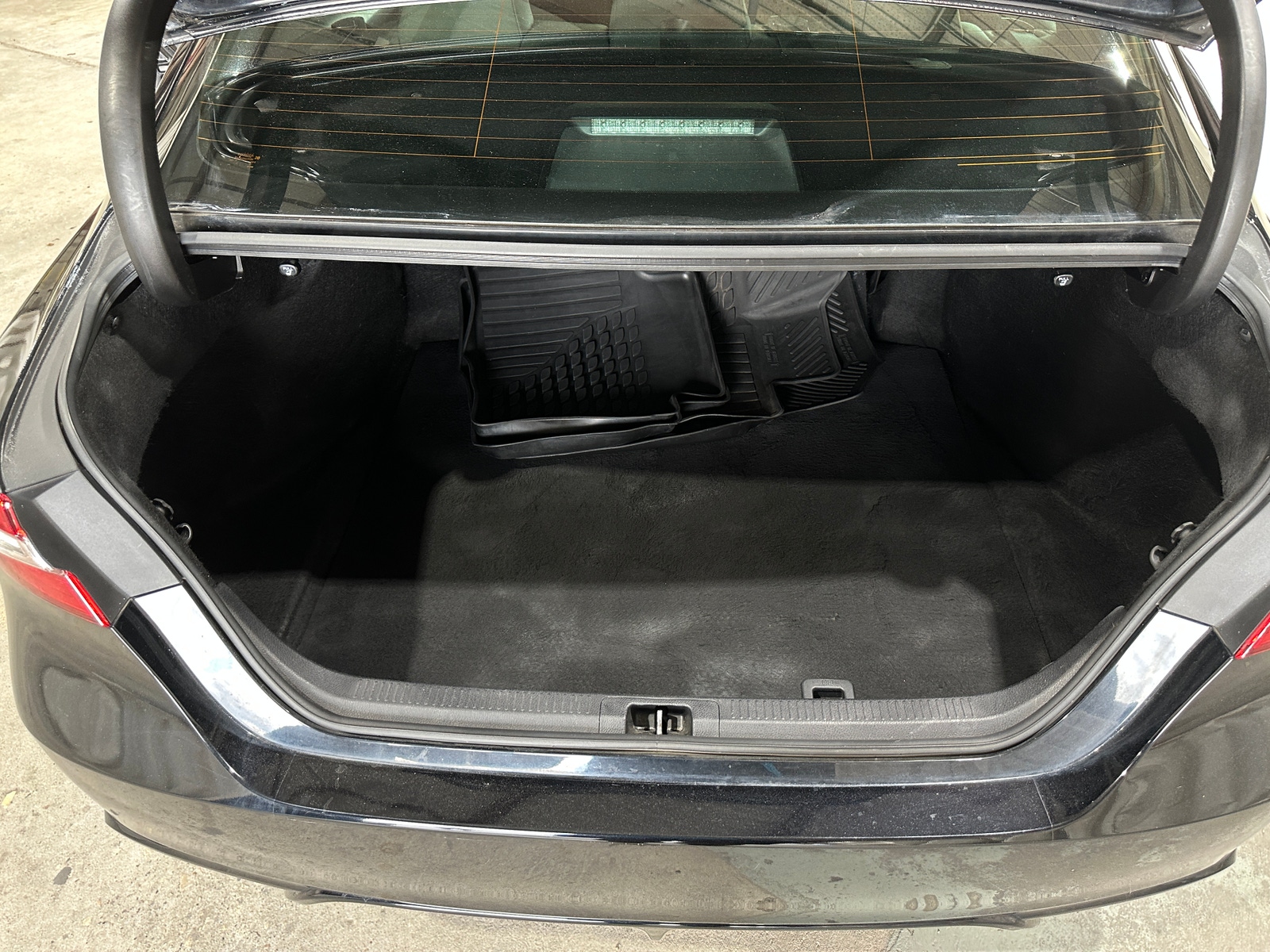 Thumbnail: 2019 Toyota Camry - 6