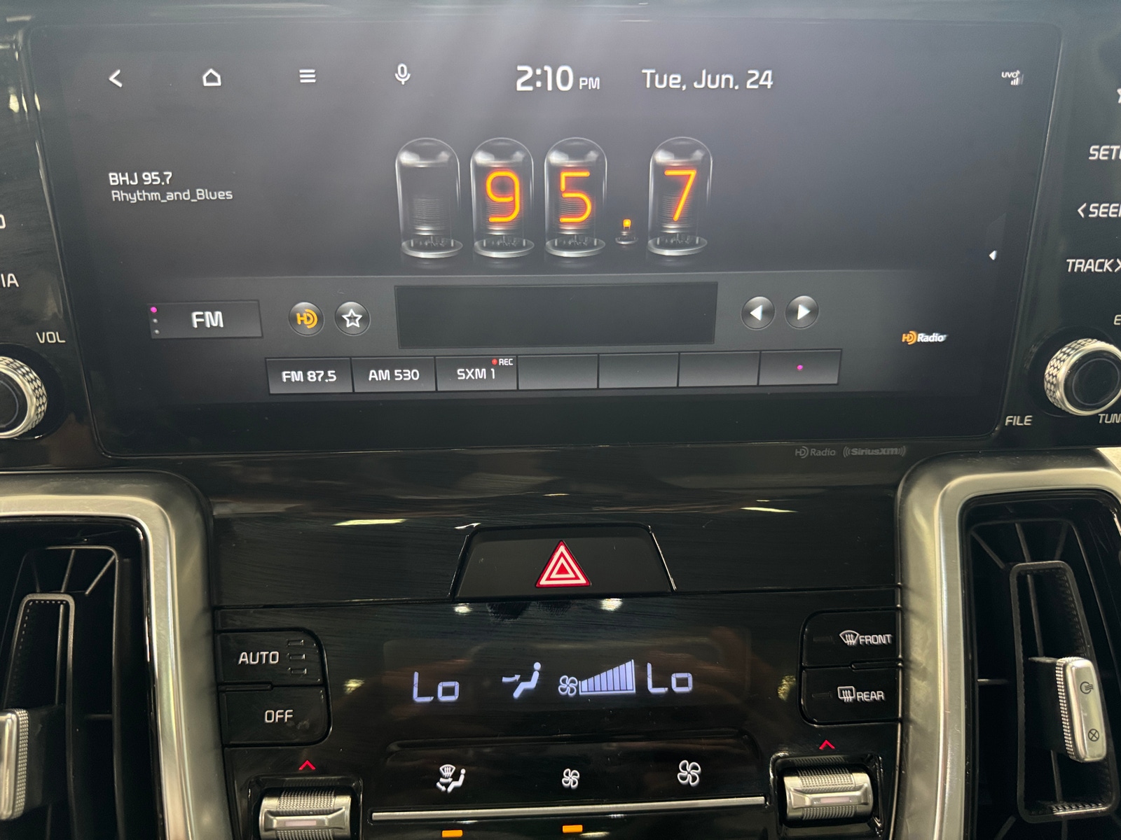 Thumbnail: 2021 Kia Sorento - 4