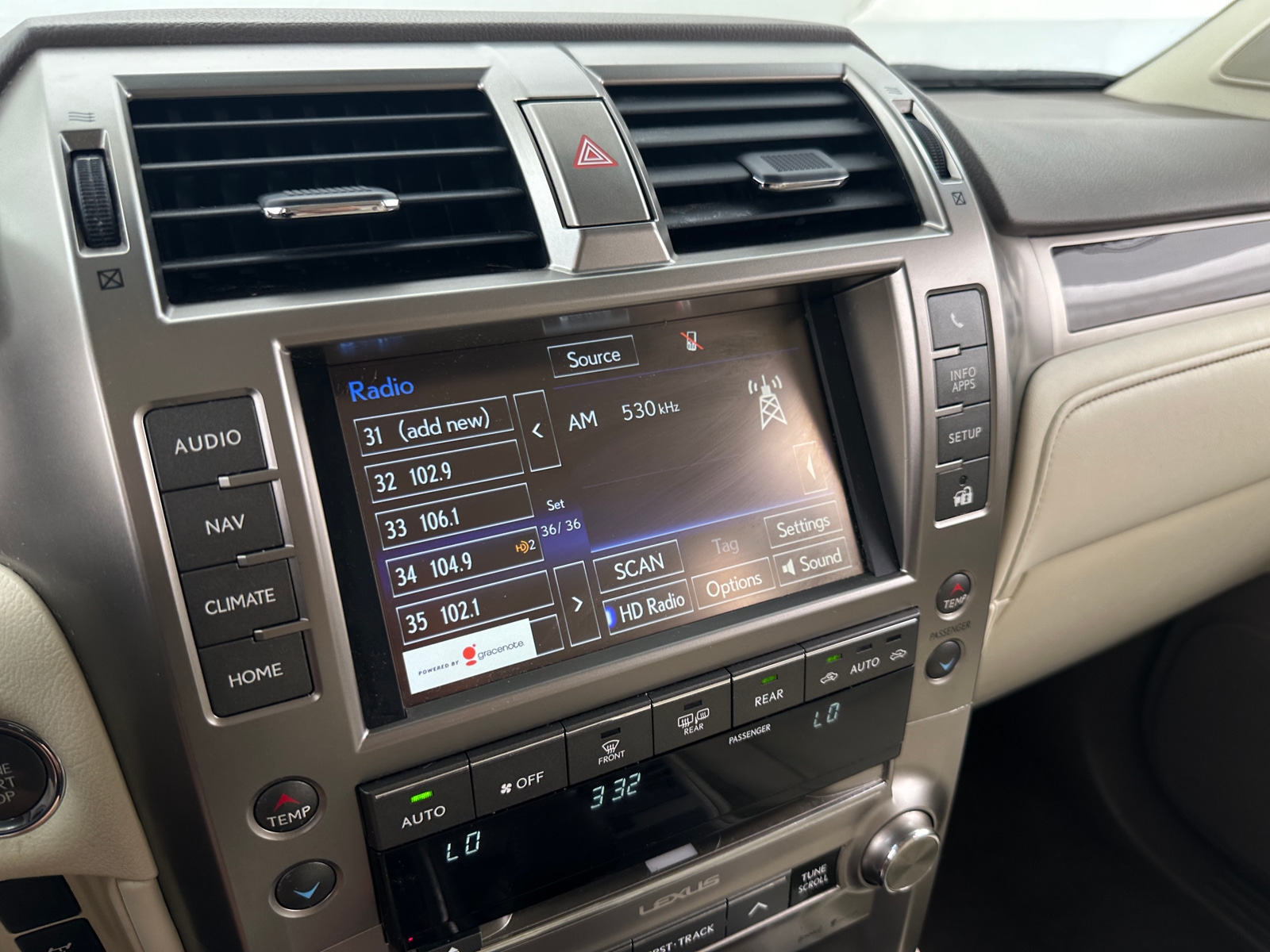 Thumbnail: 2019 Lexus GX - 4