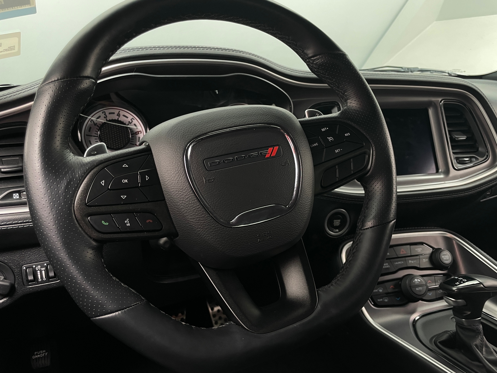 Thumbnail: 2022 Dodge Challenger - 4