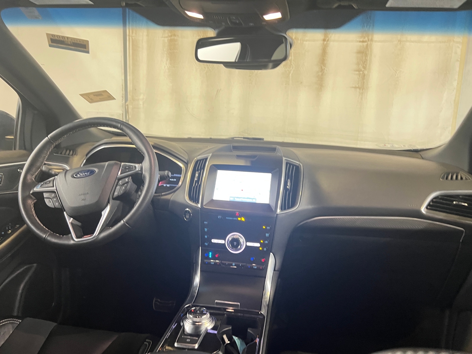 Thumbnail: 2020 Ford Edge - 2